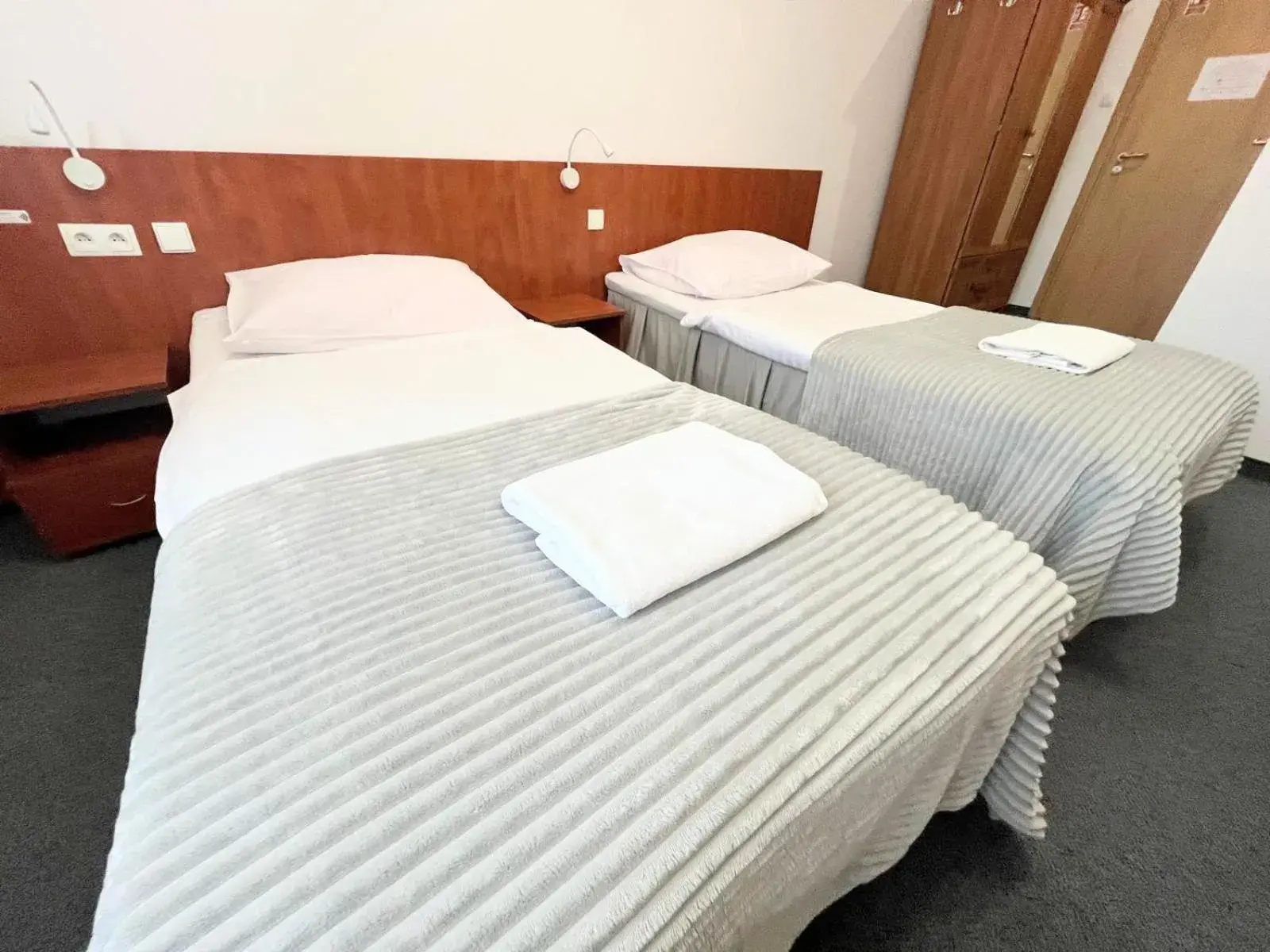 Economy Twin Room in Hotel i Restauracja Borowianka Economy Twin Room in Hotel i Restauracja Borowianka