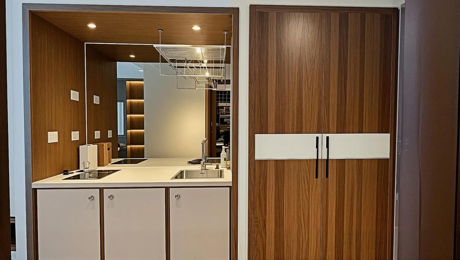 Kitchen or kitchenette in Apec Luxe Escape Sunset Resort