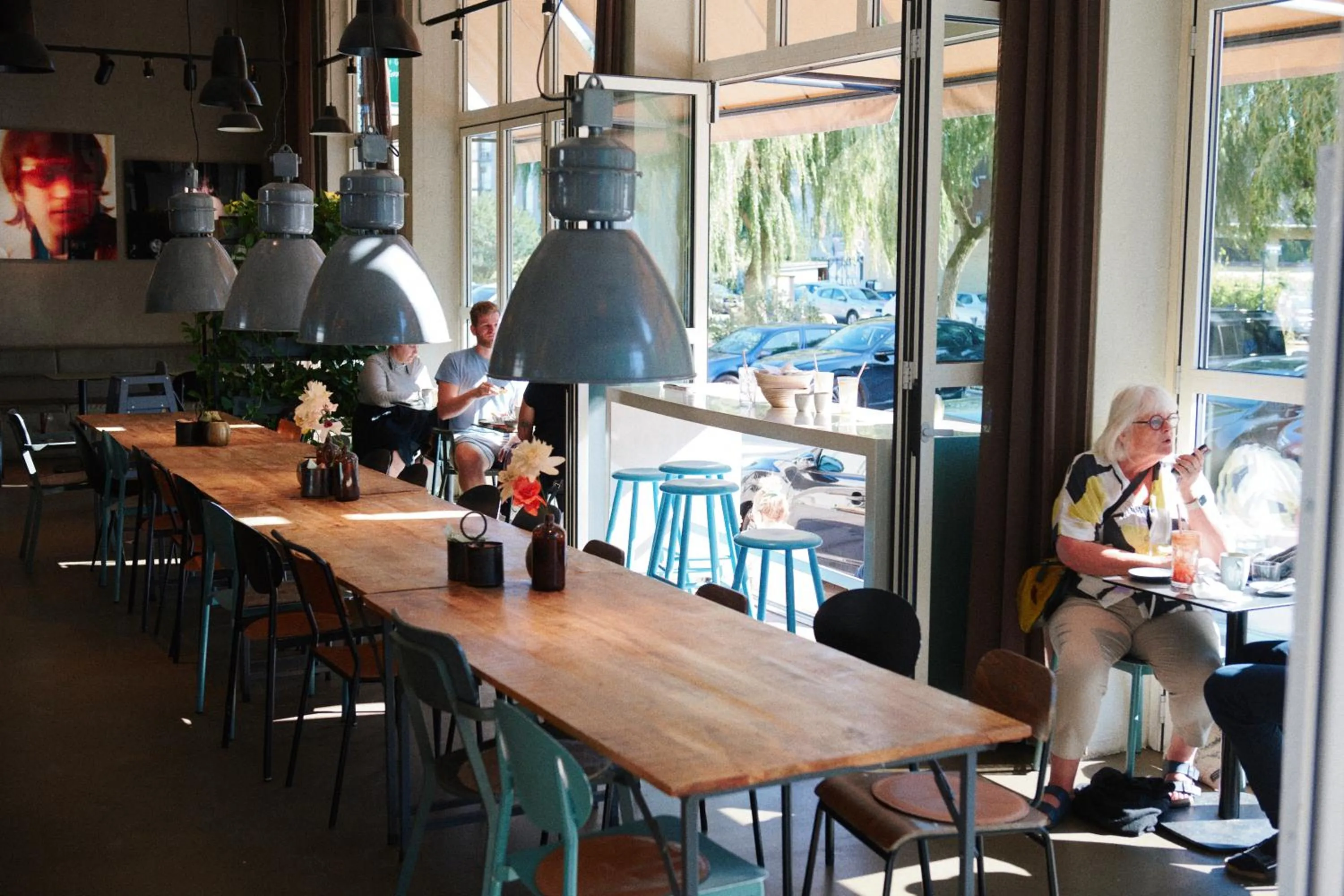 Restaurant/places to eat in Beach Trail apartments by Daniel&Jacob's