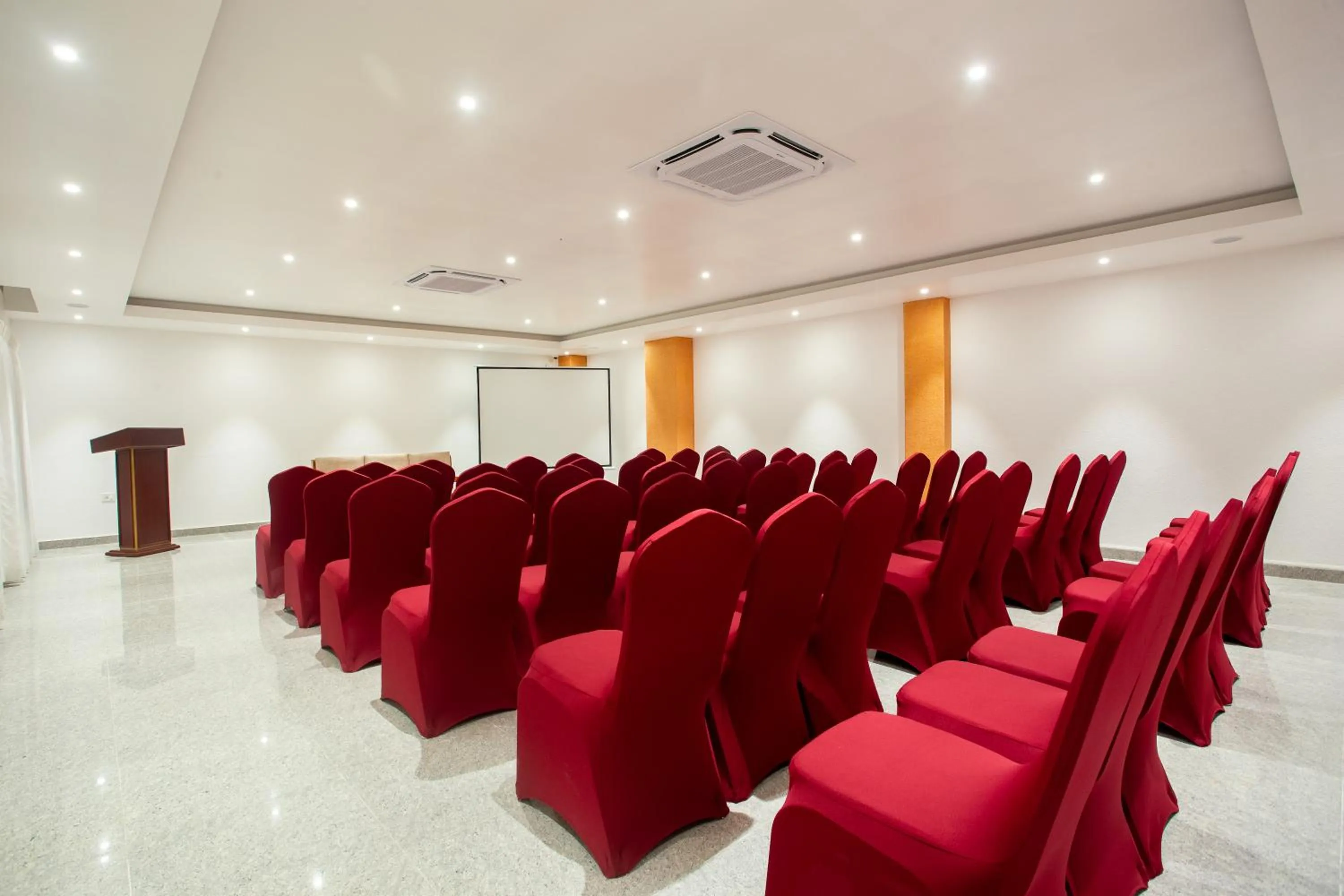 Meeting/conference room in Bhairahawa Garden Resort