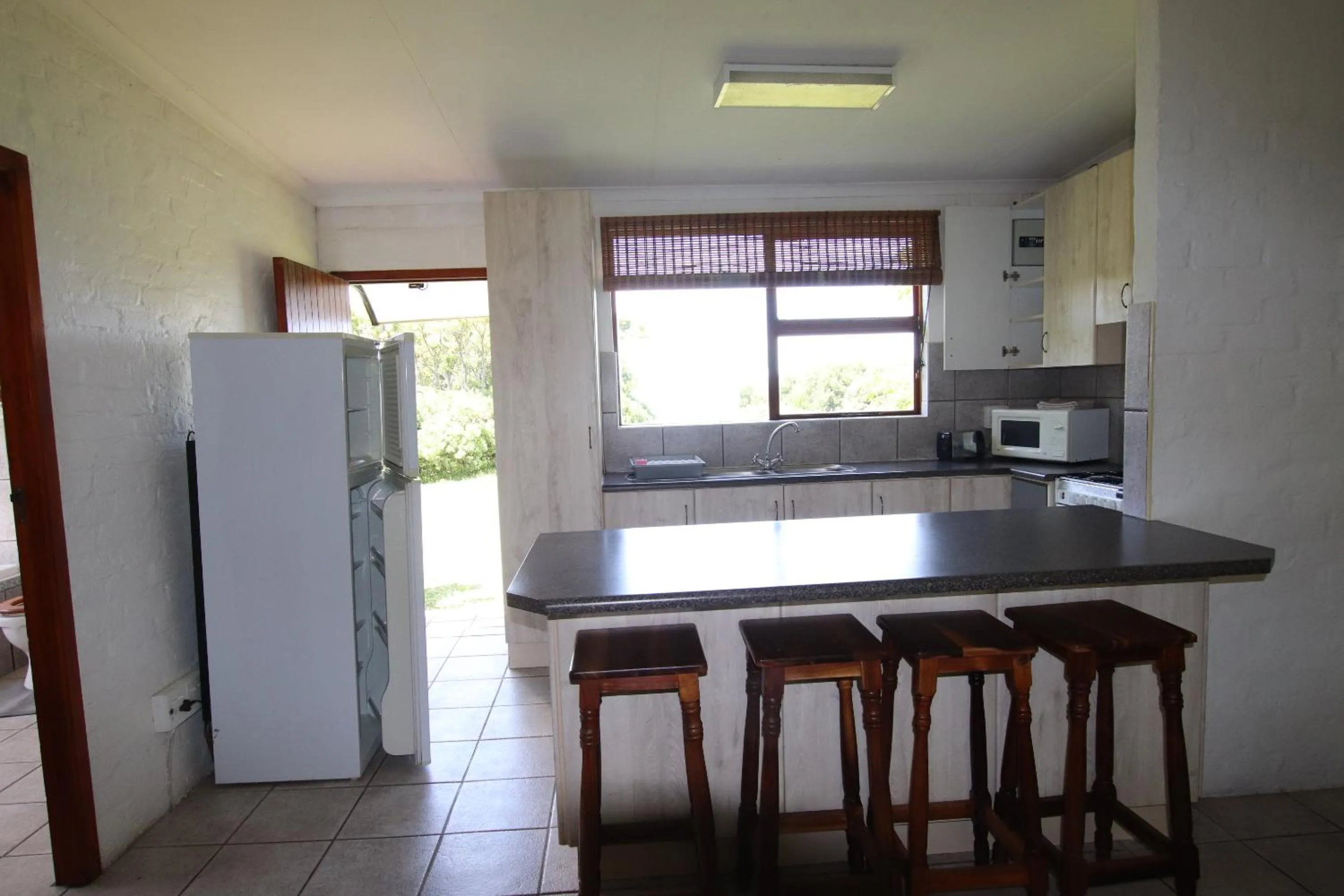 Kitchen or kitchenette in Tsitsikamma on Sea Self-catering Cottages