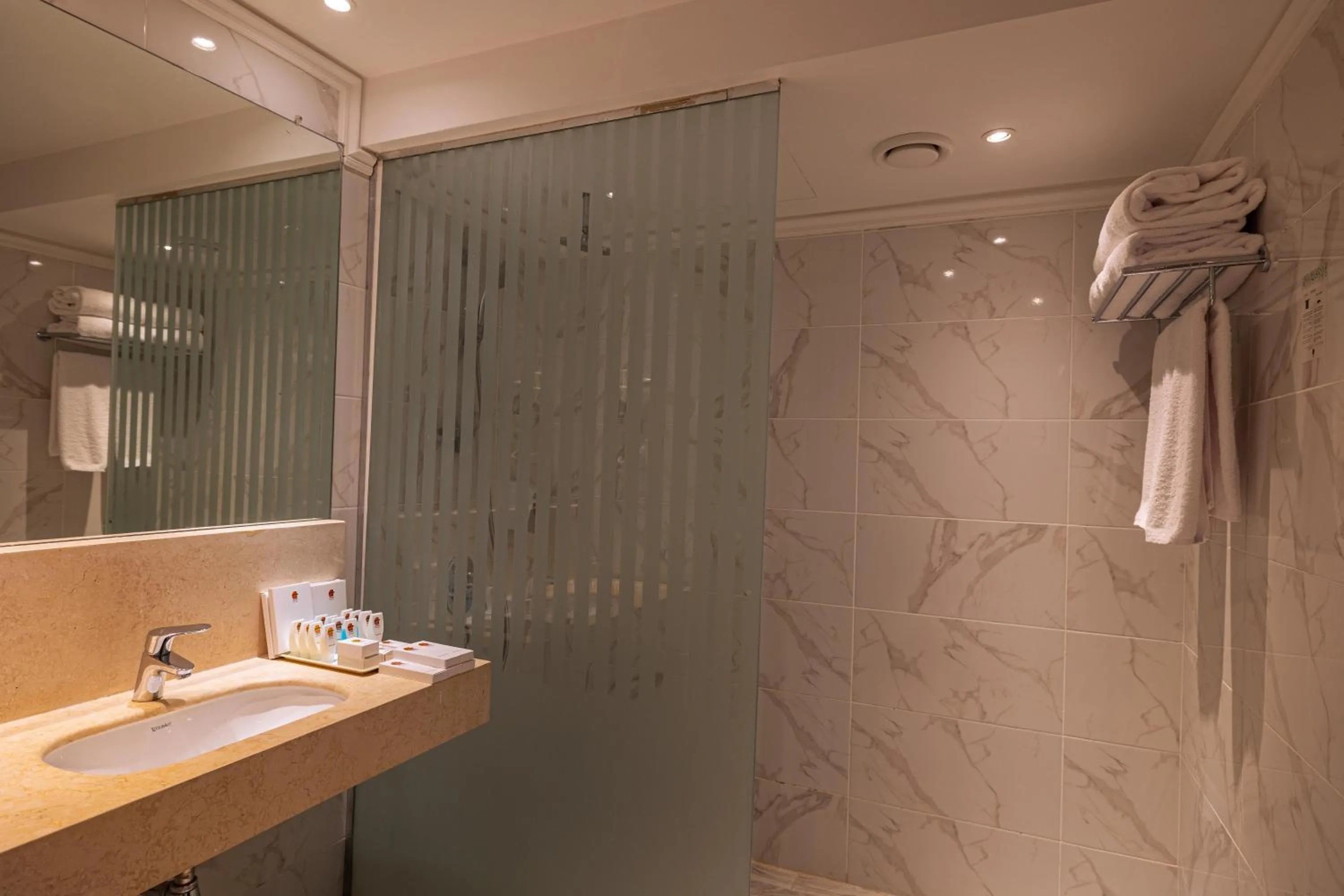 Bathroom in Akassia Swiss Resort