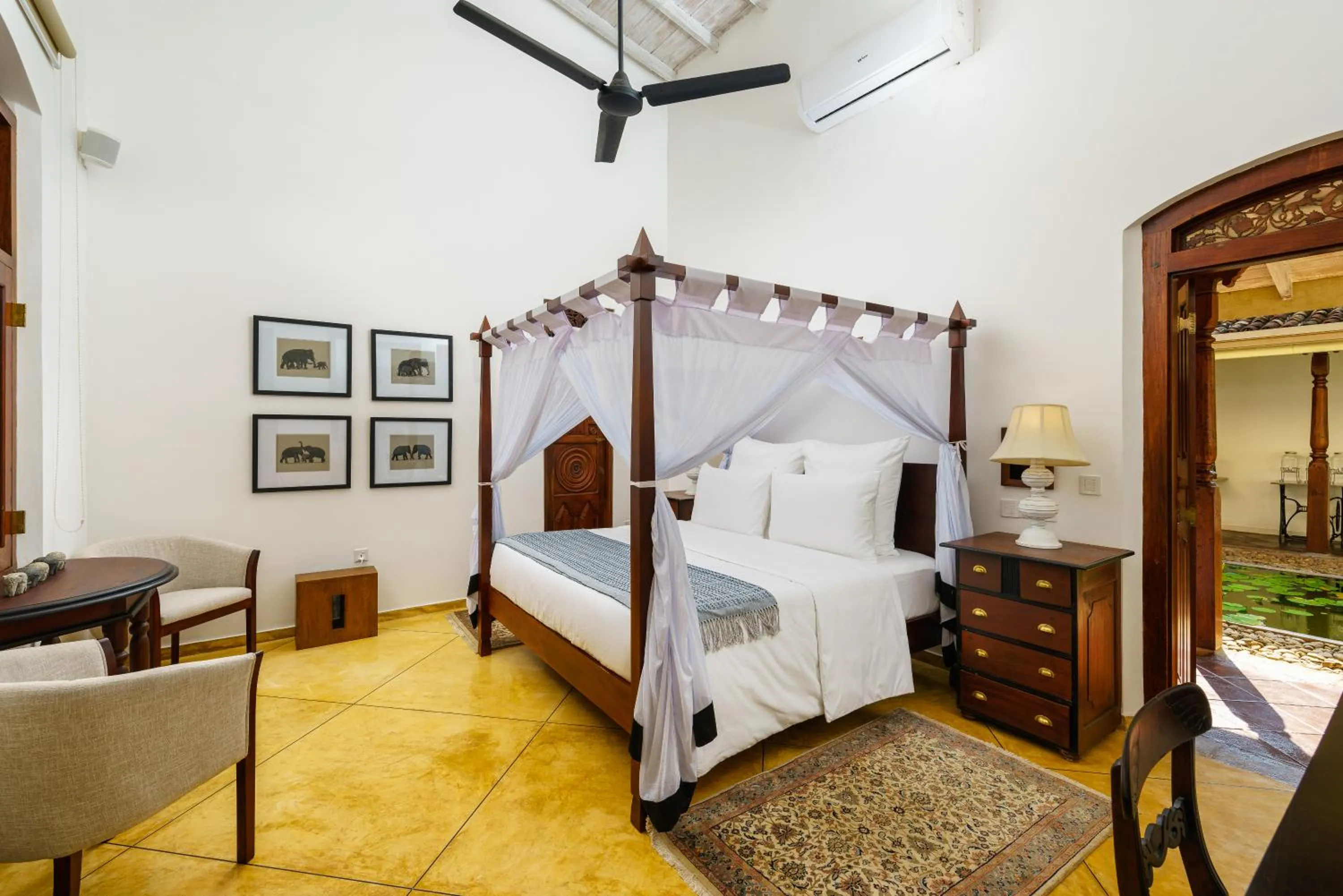 Bedroom, Bed in JH Villa