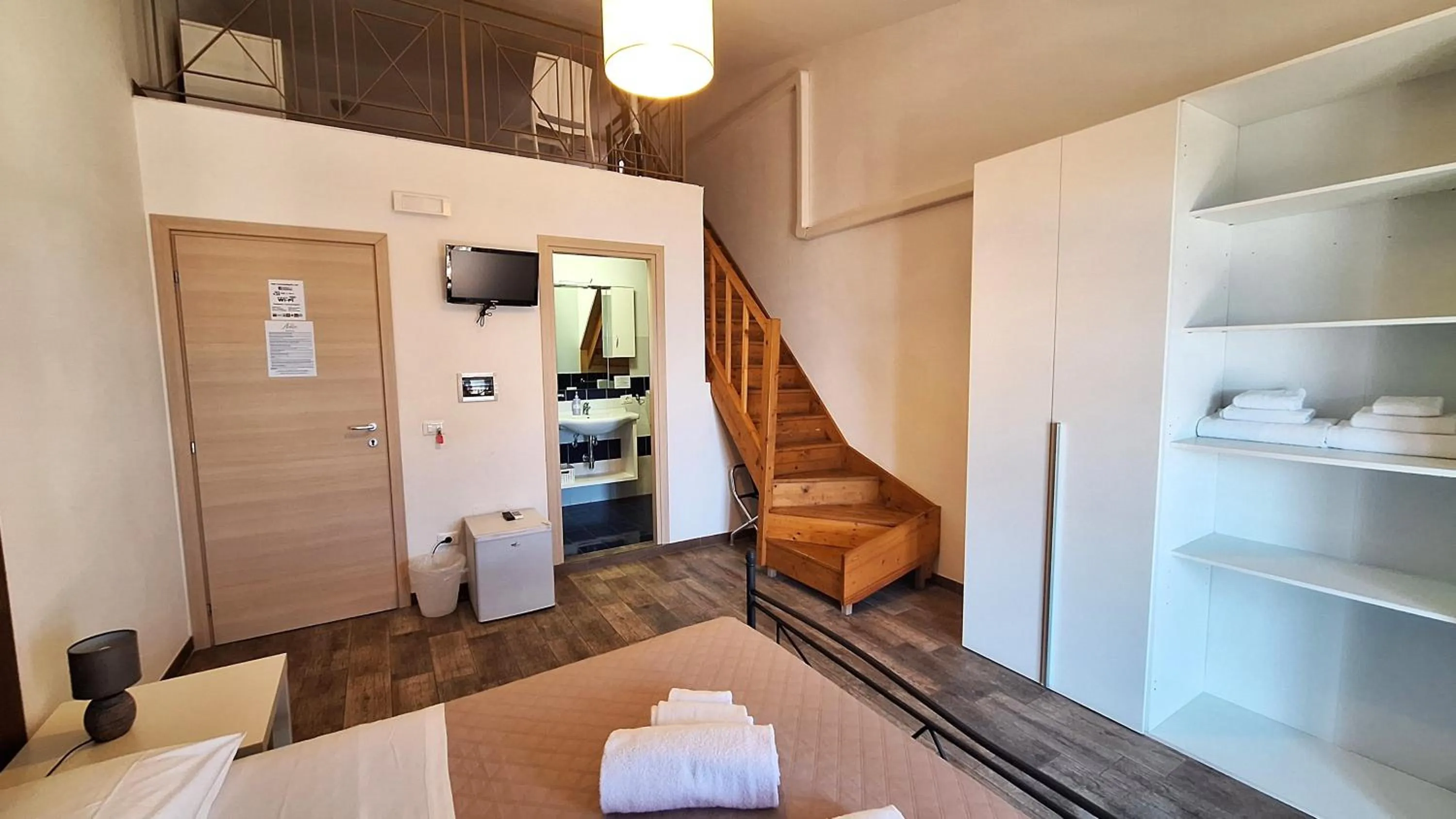 Photo of the whole room, Bed in B&B A Mare