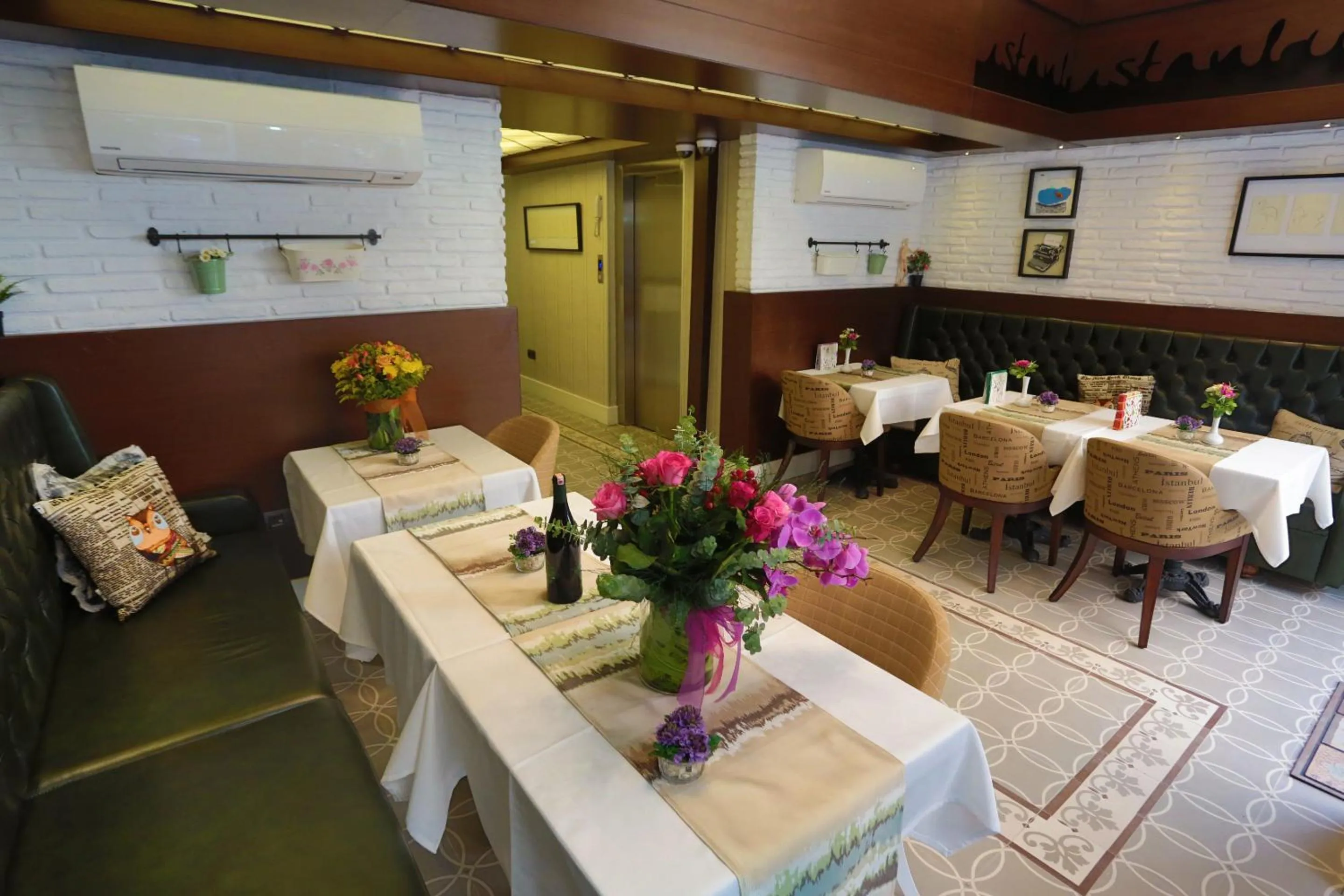 Lobby or reception in Just Inn Hotel