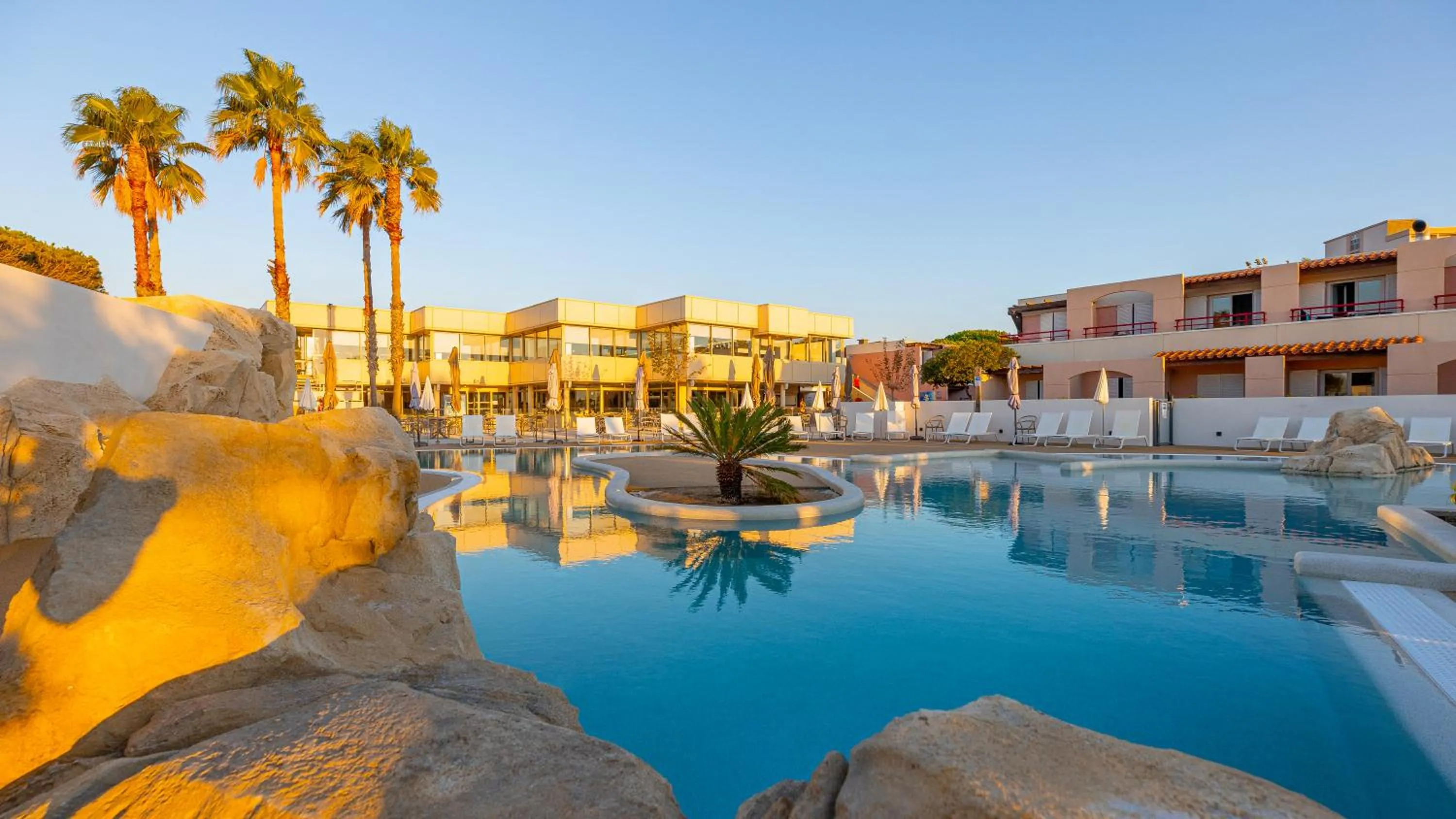 Pool view in Résidence Kaliopé