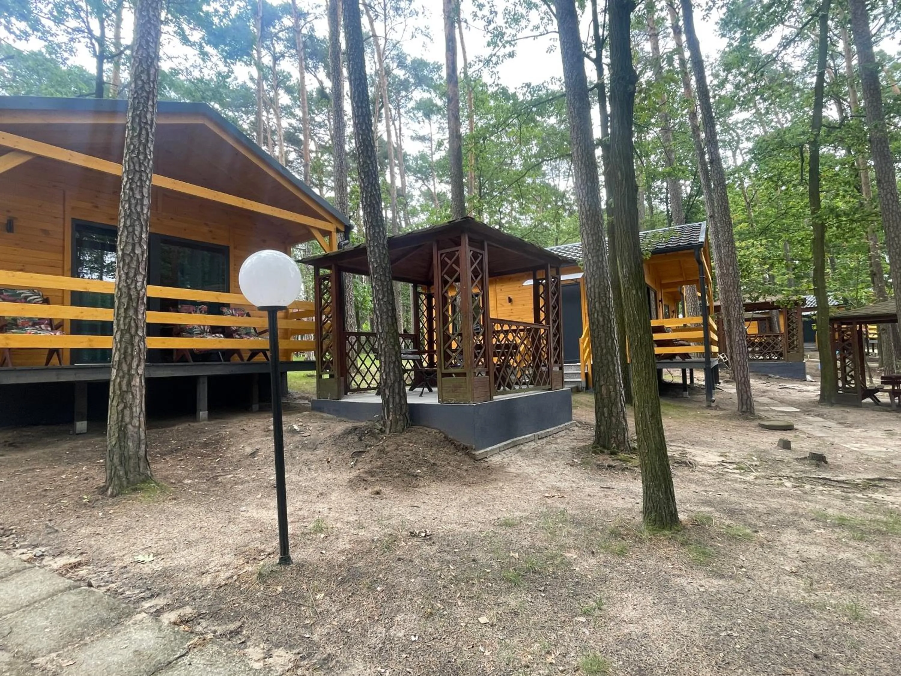 Hotel Zielony & OW Borowik & Pensjonat Manhattan - Centrum Rekreacji i Wypoczynku GASTROTUR