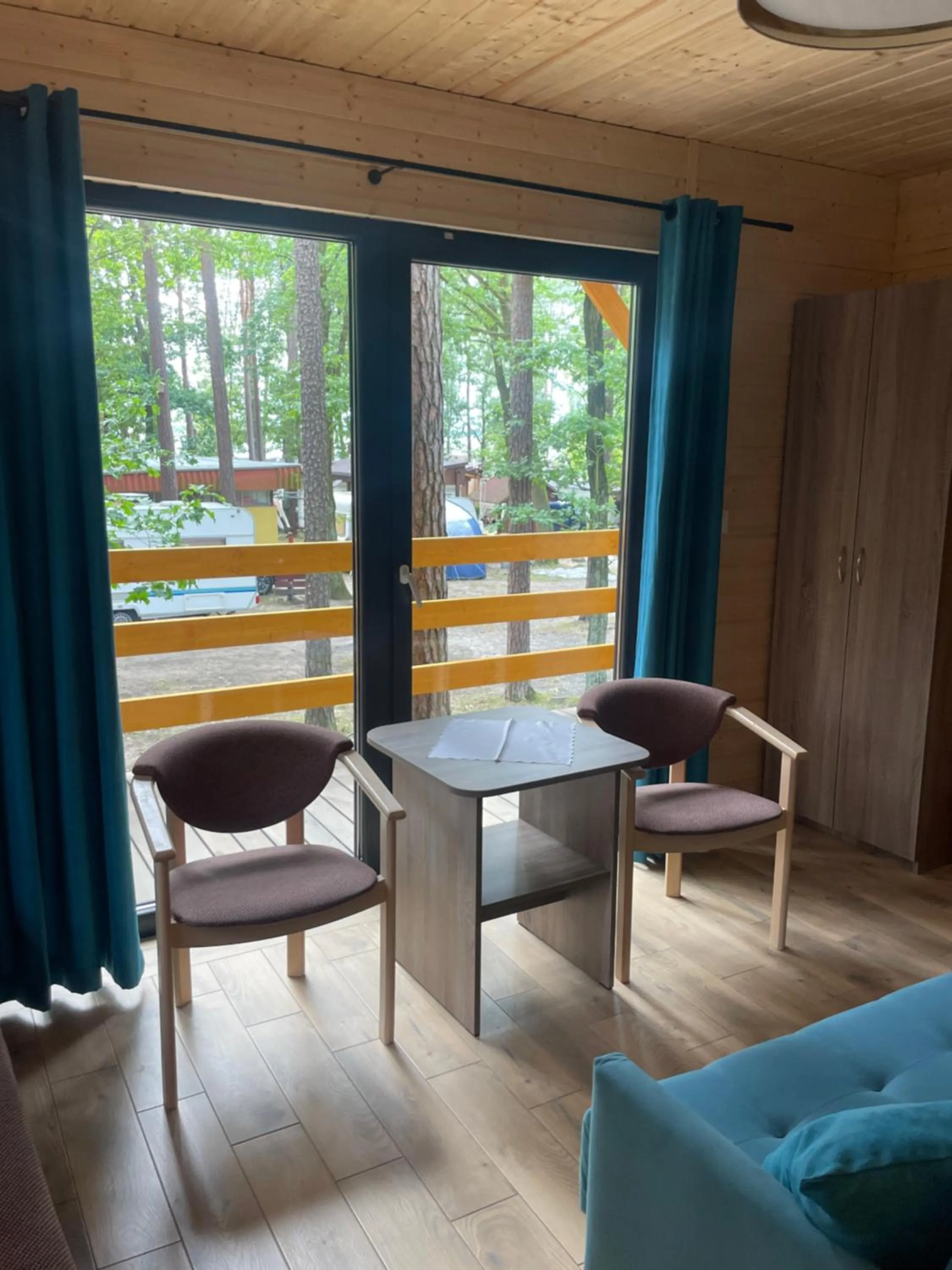 Hotel Zielony & OW Borowik & Pensjonat Manhattan - Centrum Rekreacji i Wypoczynku GASTROTUR