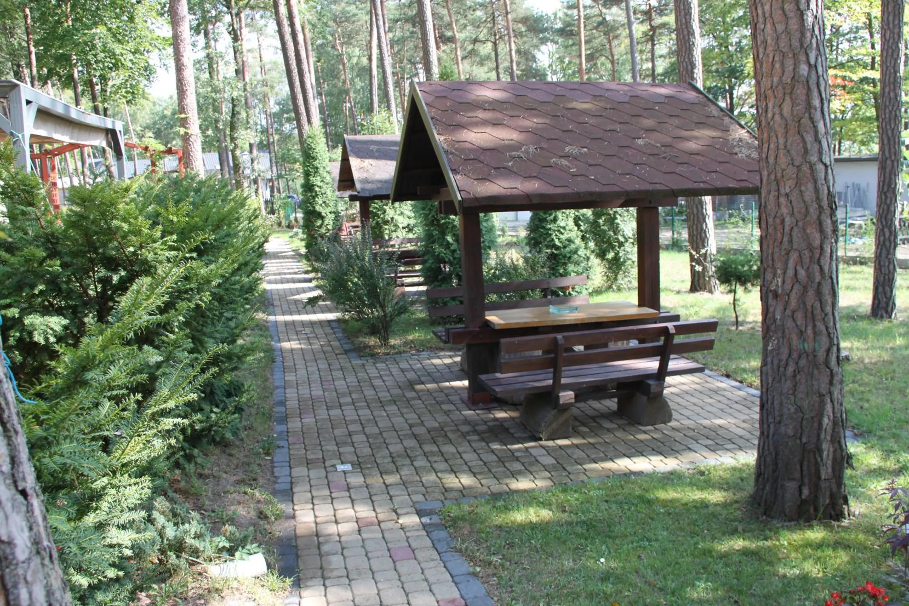 Hotel Zielony & OW Borowik & Pensjonat Manhattan - Centrum Rekreacji i Wypoczynku GASTROTUR