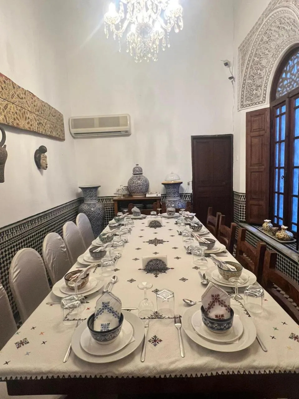 Restaurant/places to eat in Riad Fes Palacete