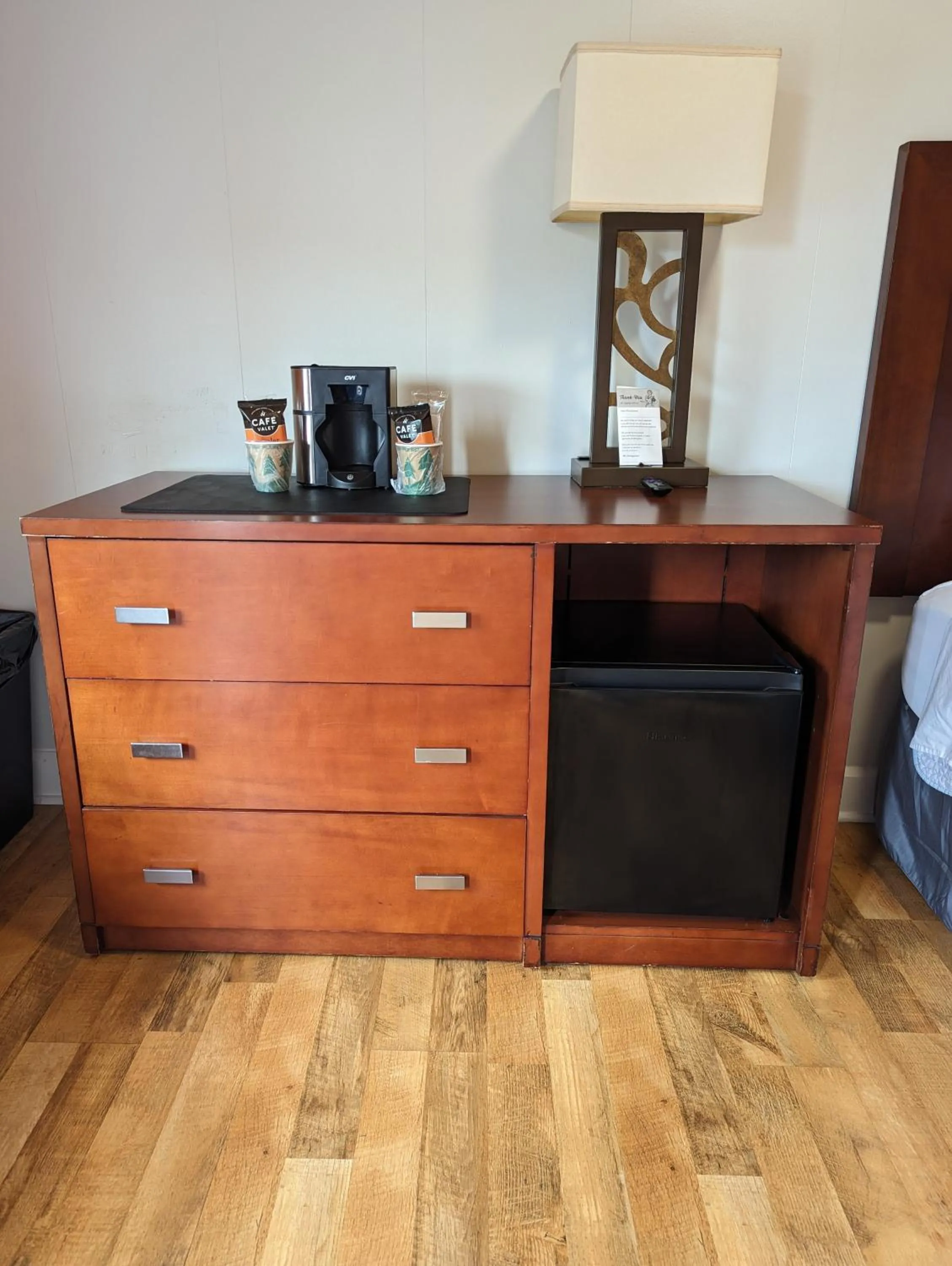 Riverboat Inn & Suites