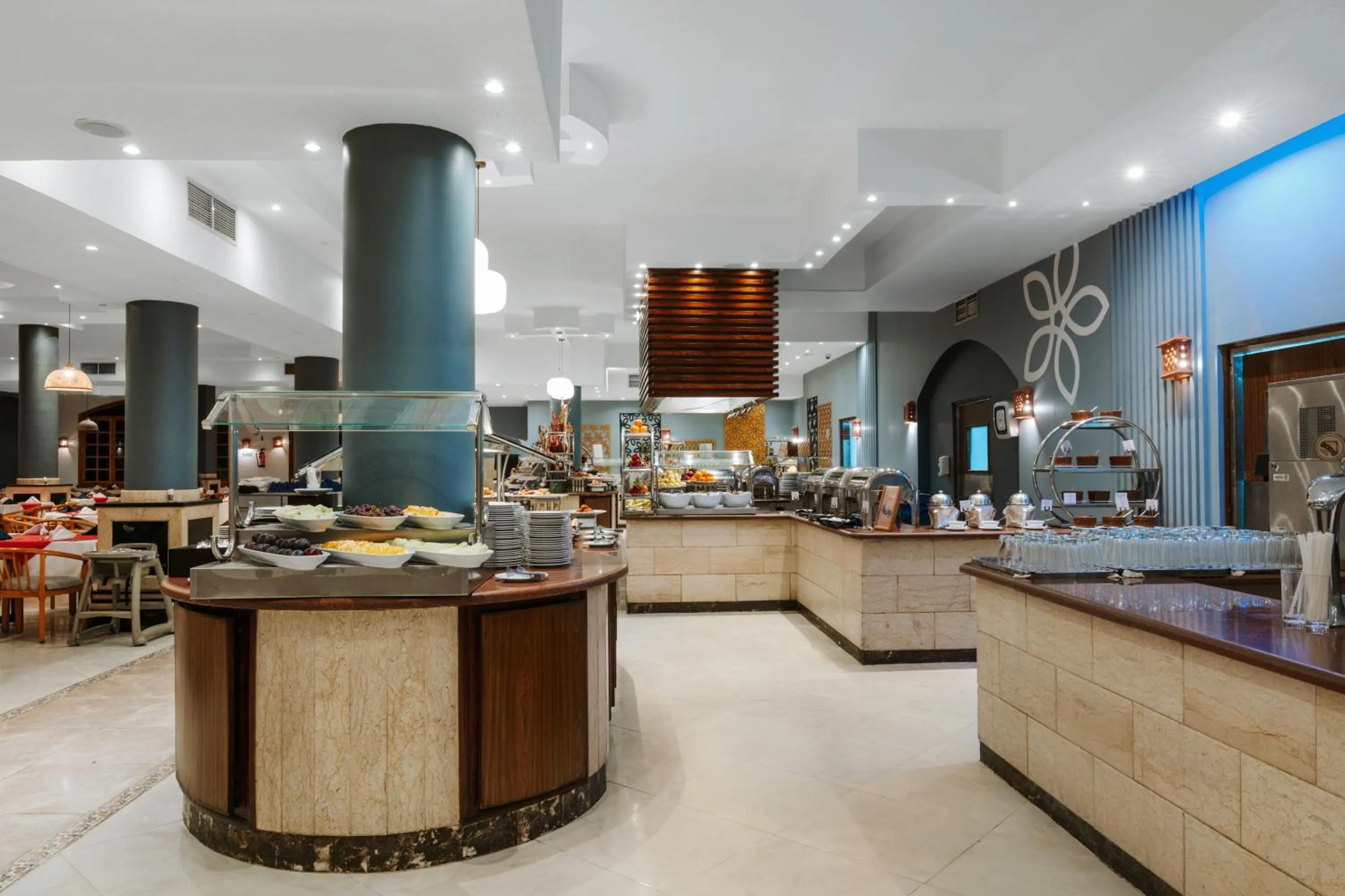 Restaurant/places to eat in Sentido Akassia Beach