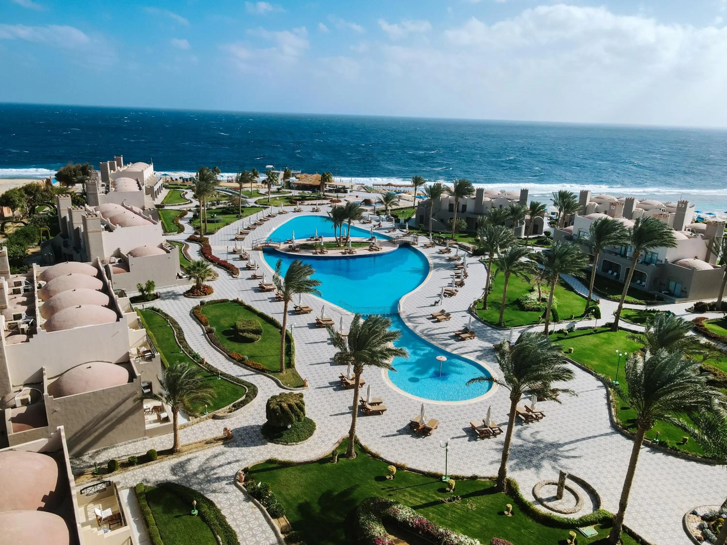 Property building in Sentido Akassia Beach