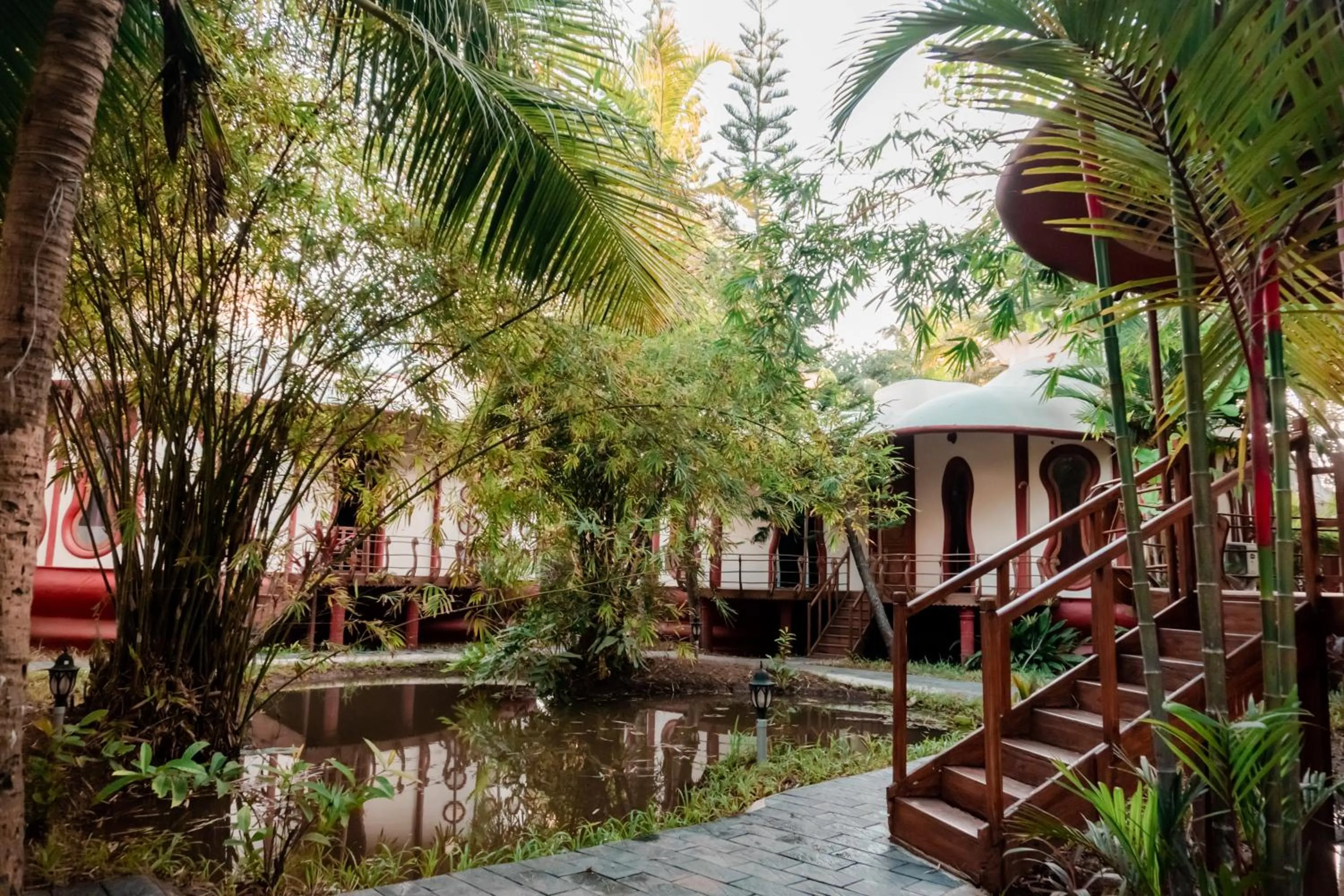 Eden Garden By Cliff Way