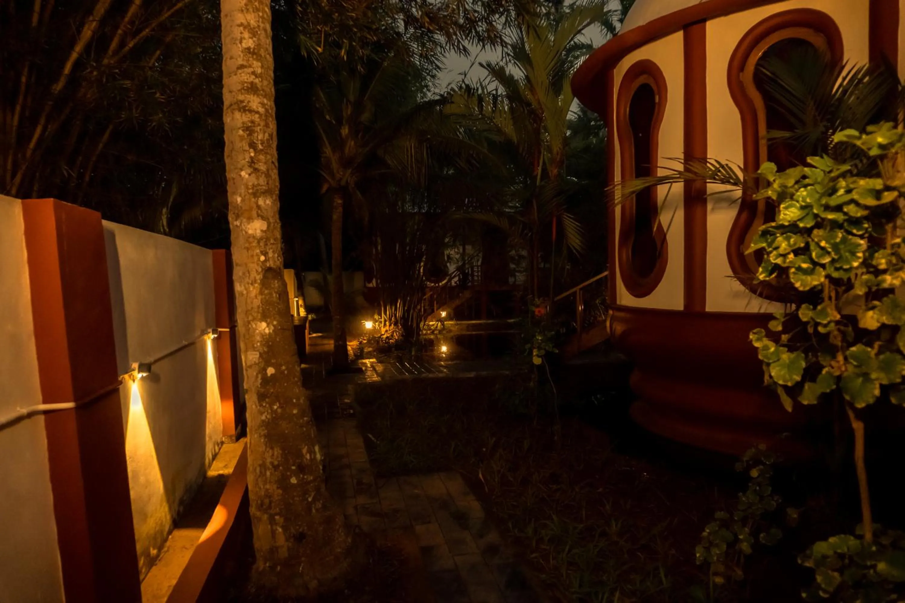 Eden Garden By Cliff Way