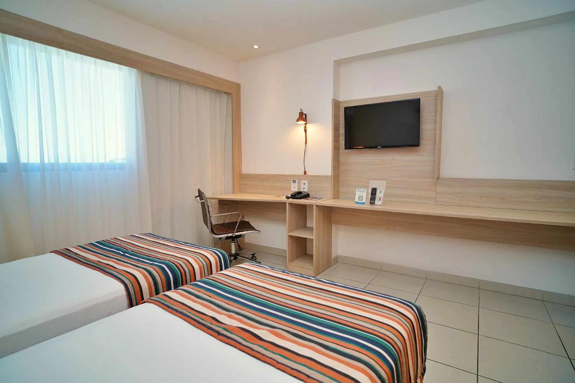 Bed in Beach Class Convention By MAI