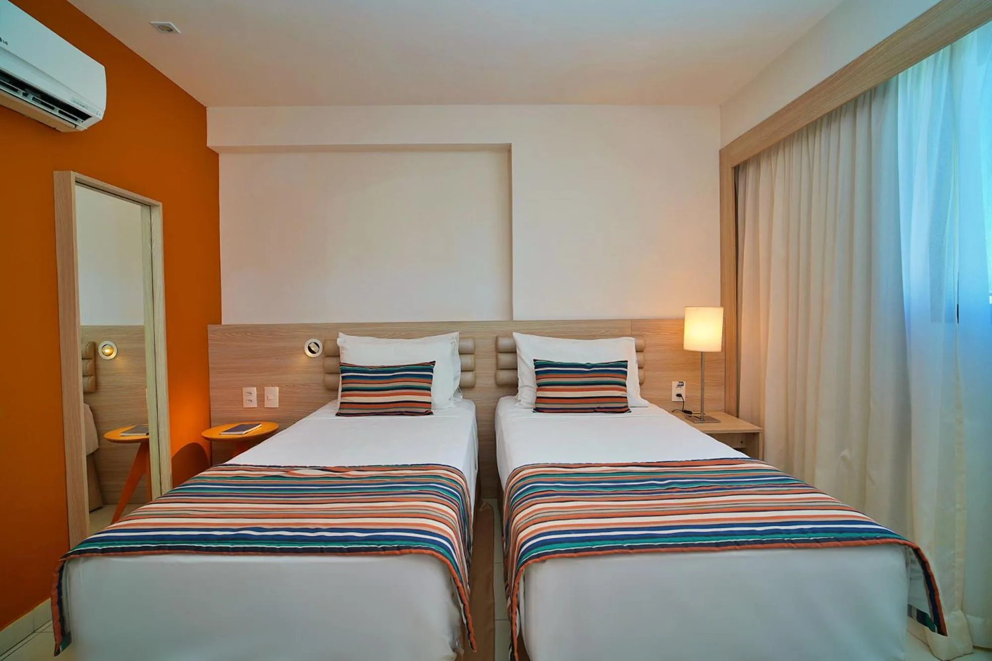 Bed in Beach Class Convention By MAI