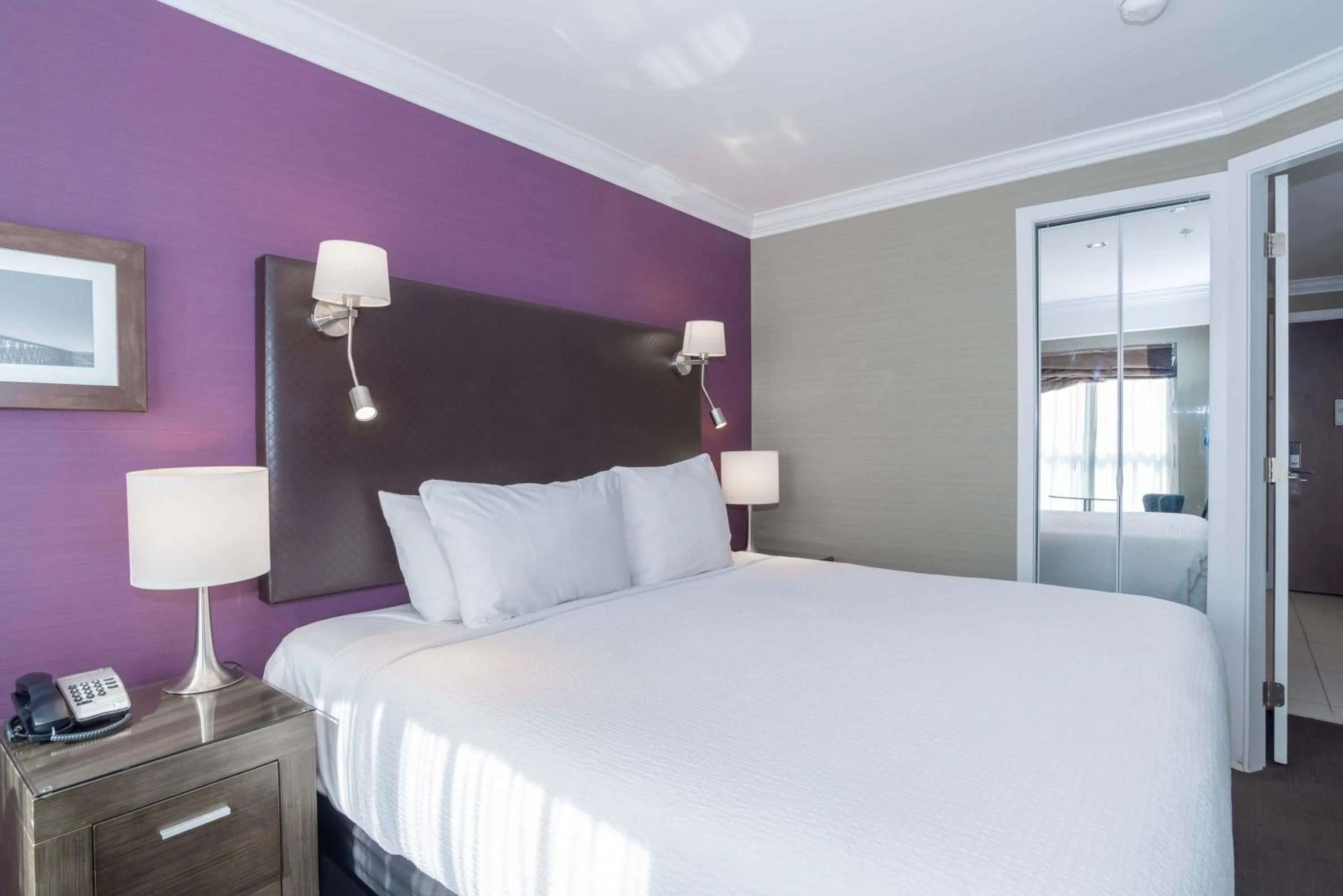 Photo of the whole room, Bed in Sandman Signature Kamloops Hotel