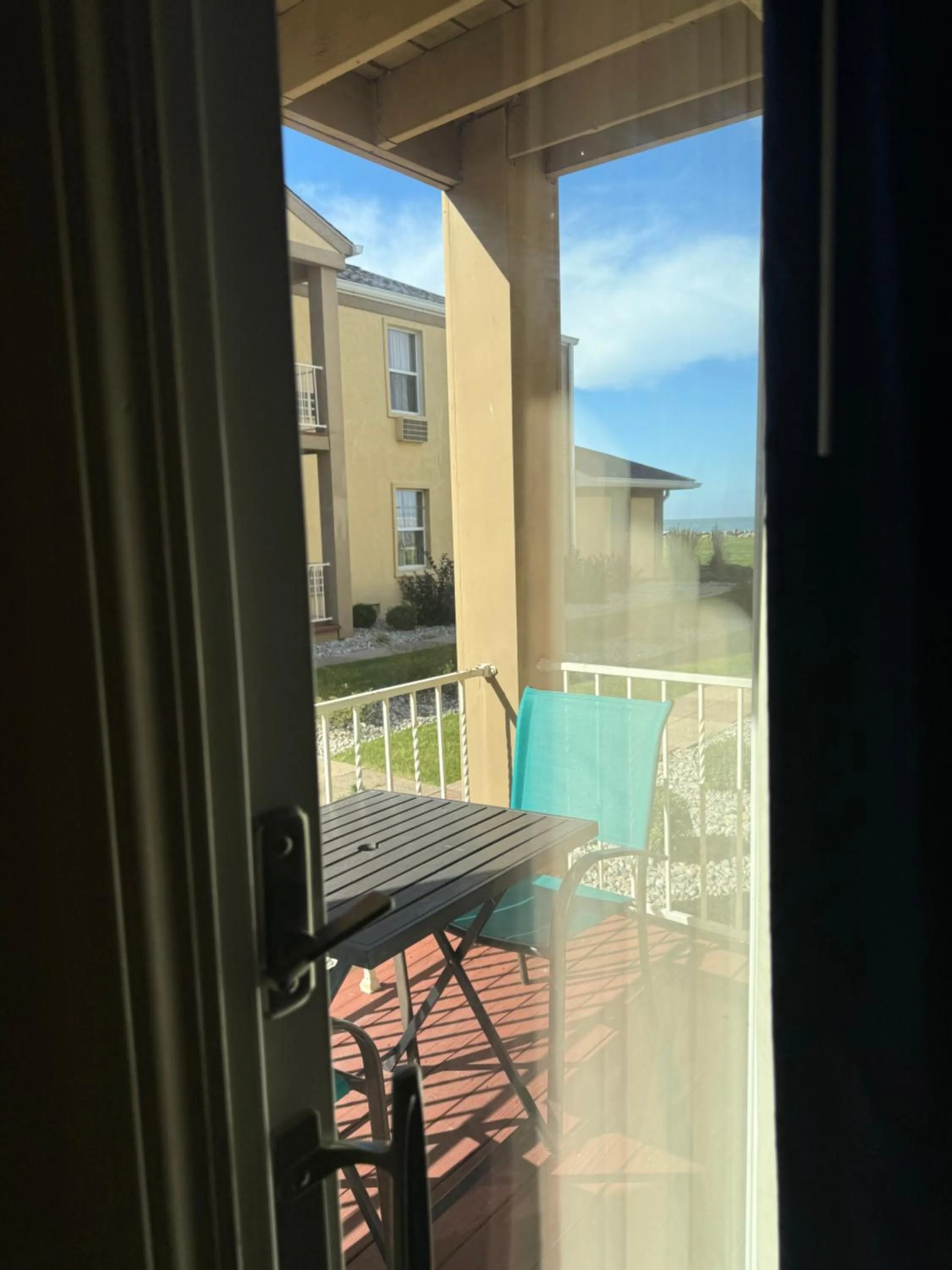 Clinton Inn & Suites