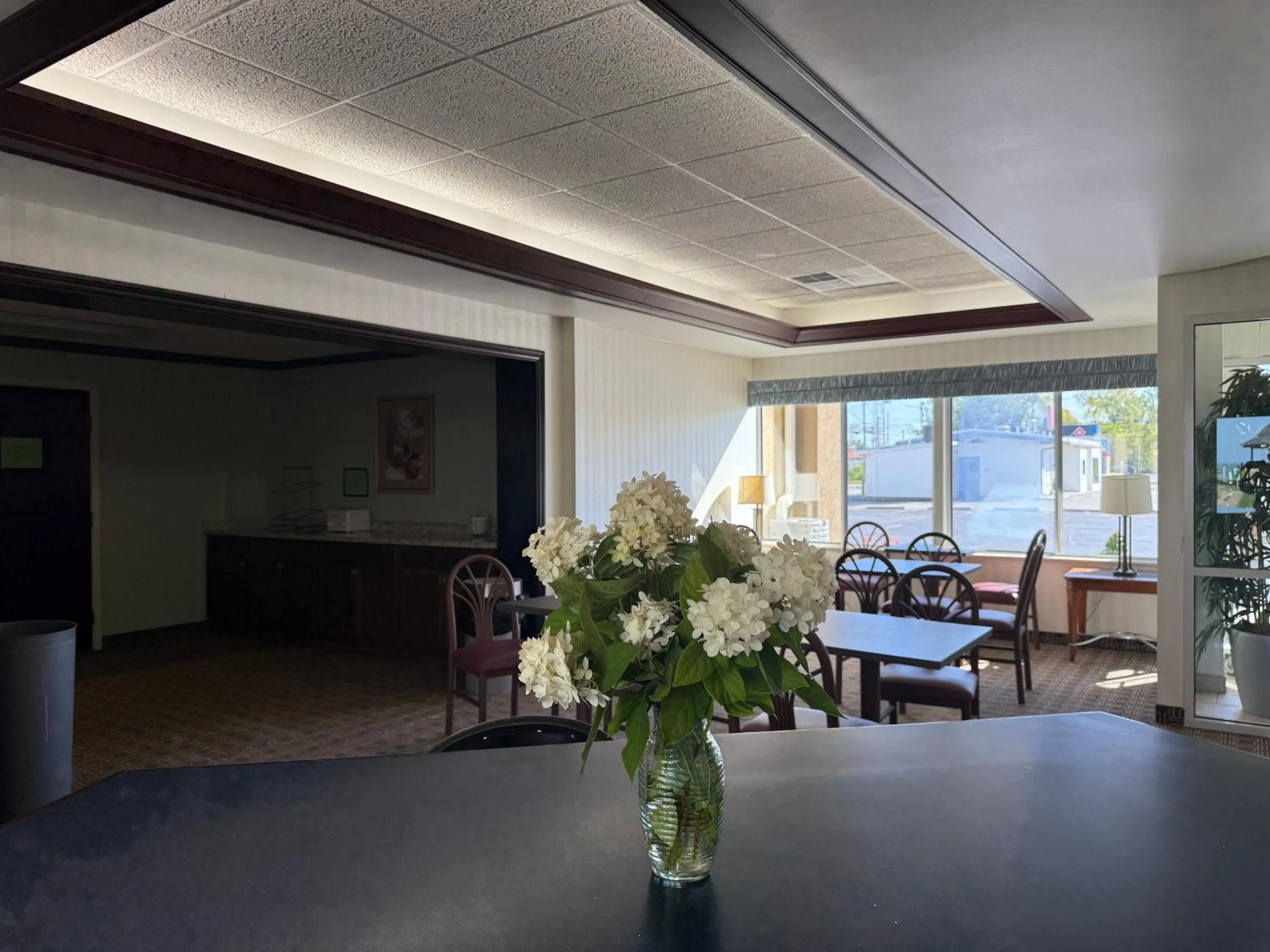 Clinton Inn & Suites