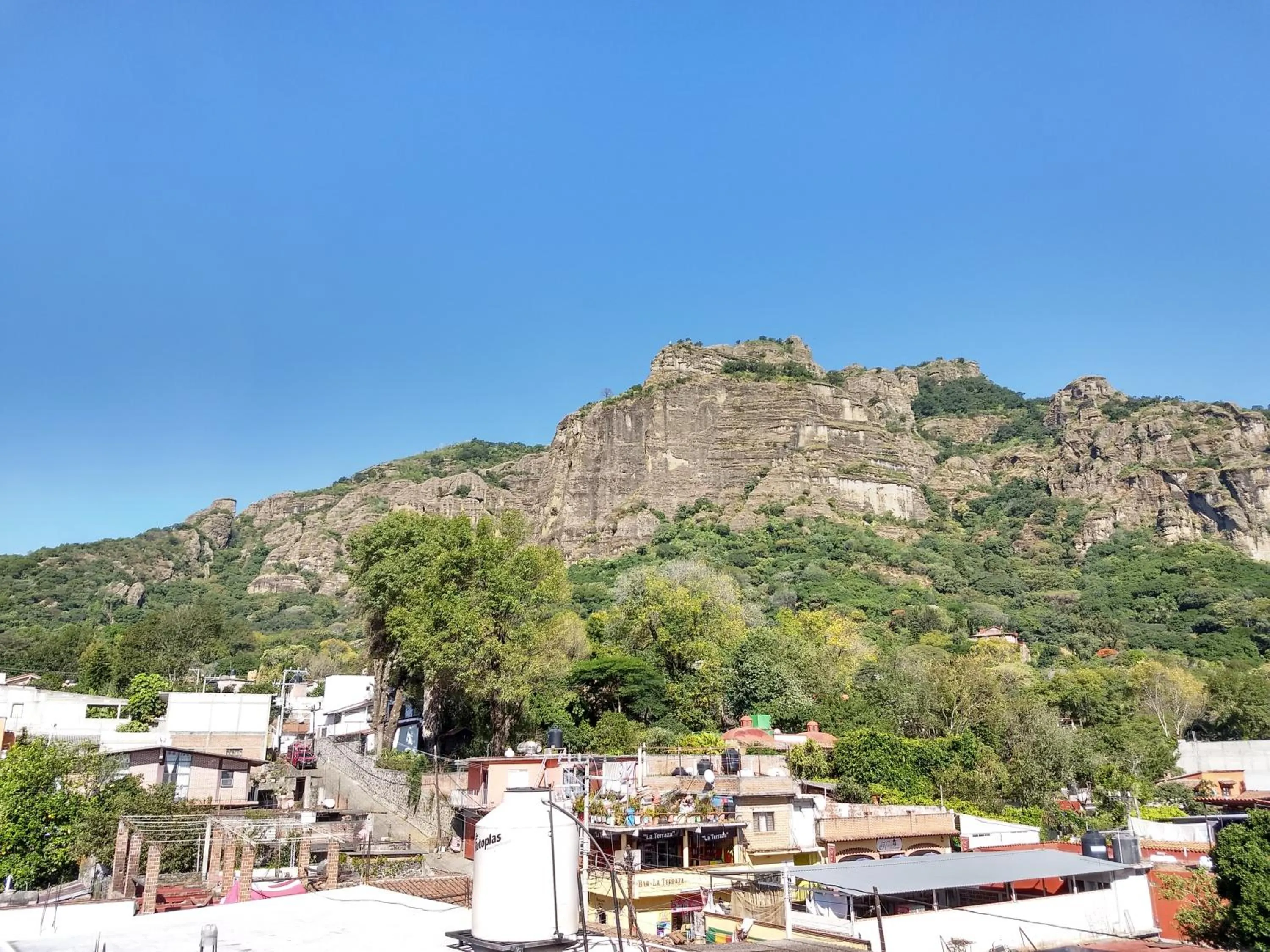Mountain view in Posada Cuallicochi