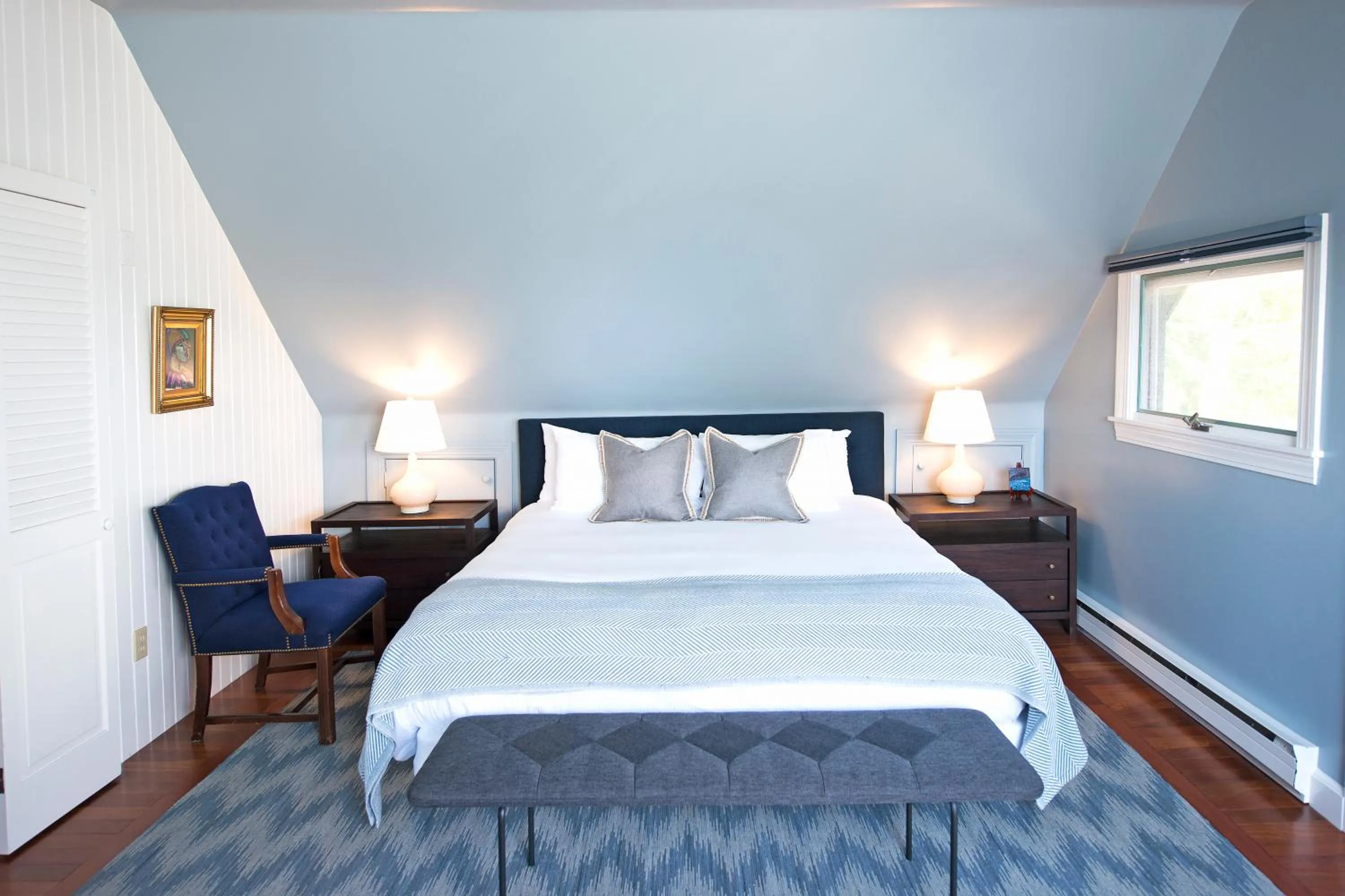 Bed in Cape Arundel Inn and Resort