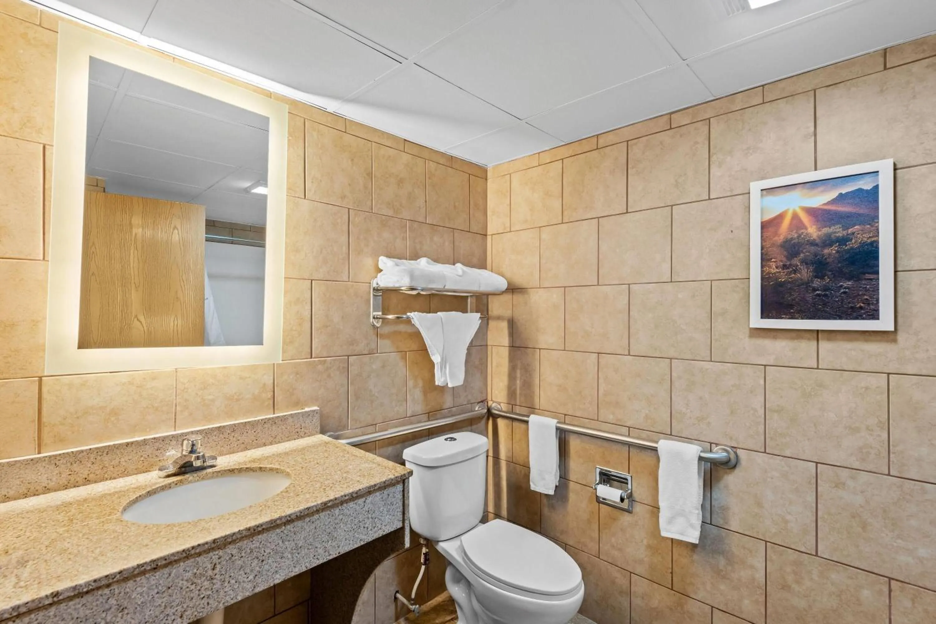 Bathroom in Days Inn by Wyndham Ames