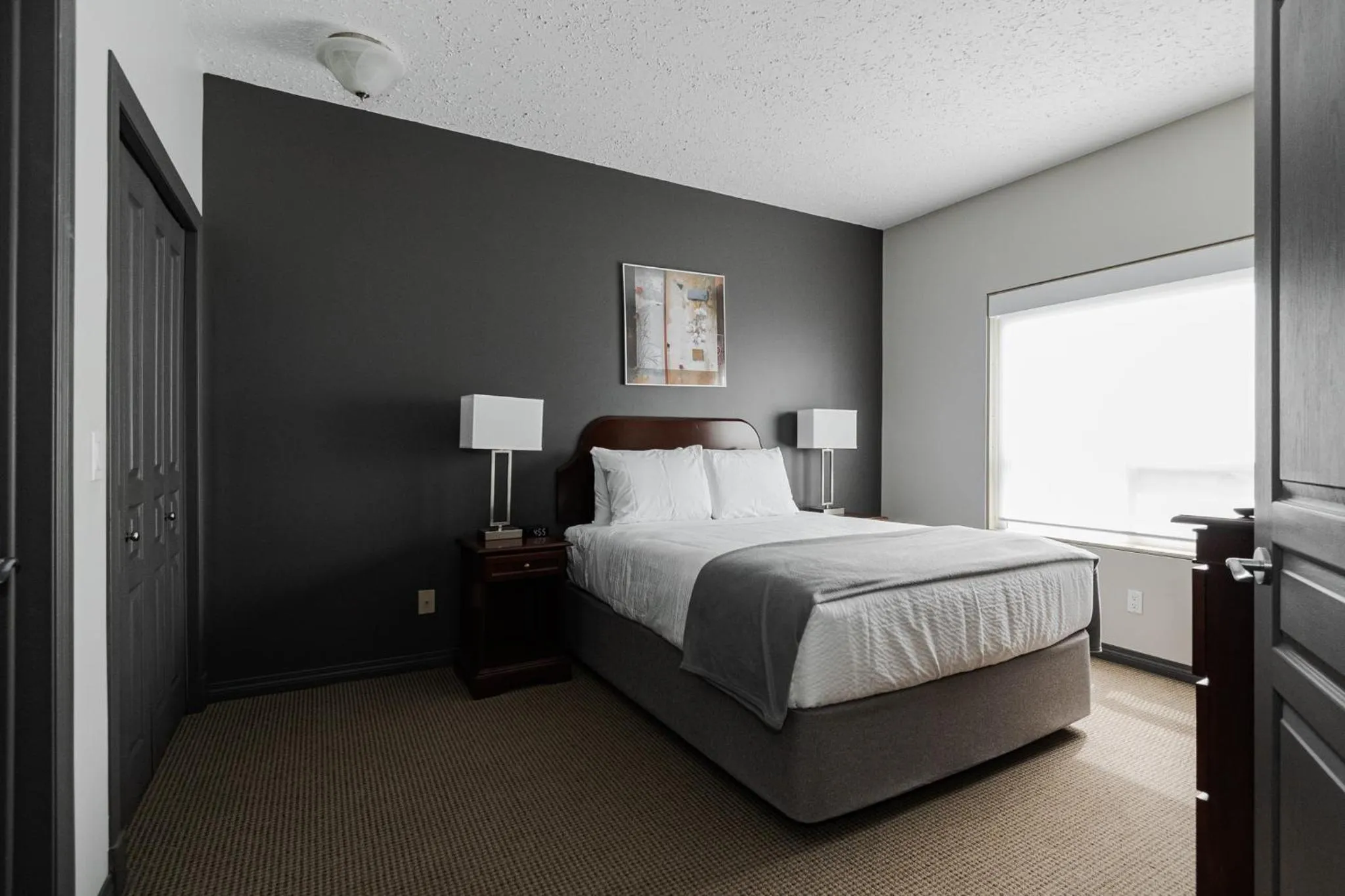 Bedroom, Bed in Premier Residence - Fort McMurray