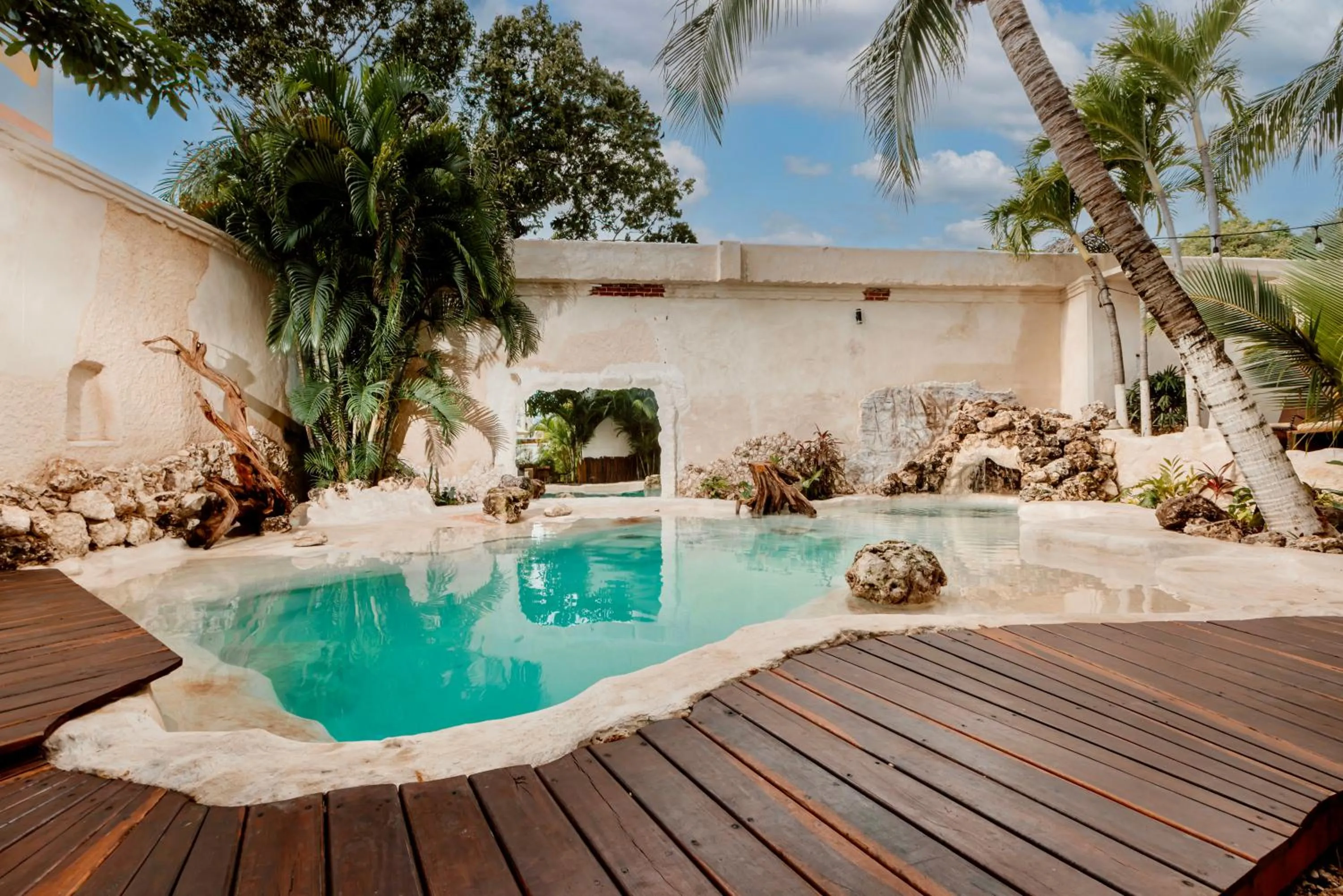 Swimming pool in Mezcal Hotel