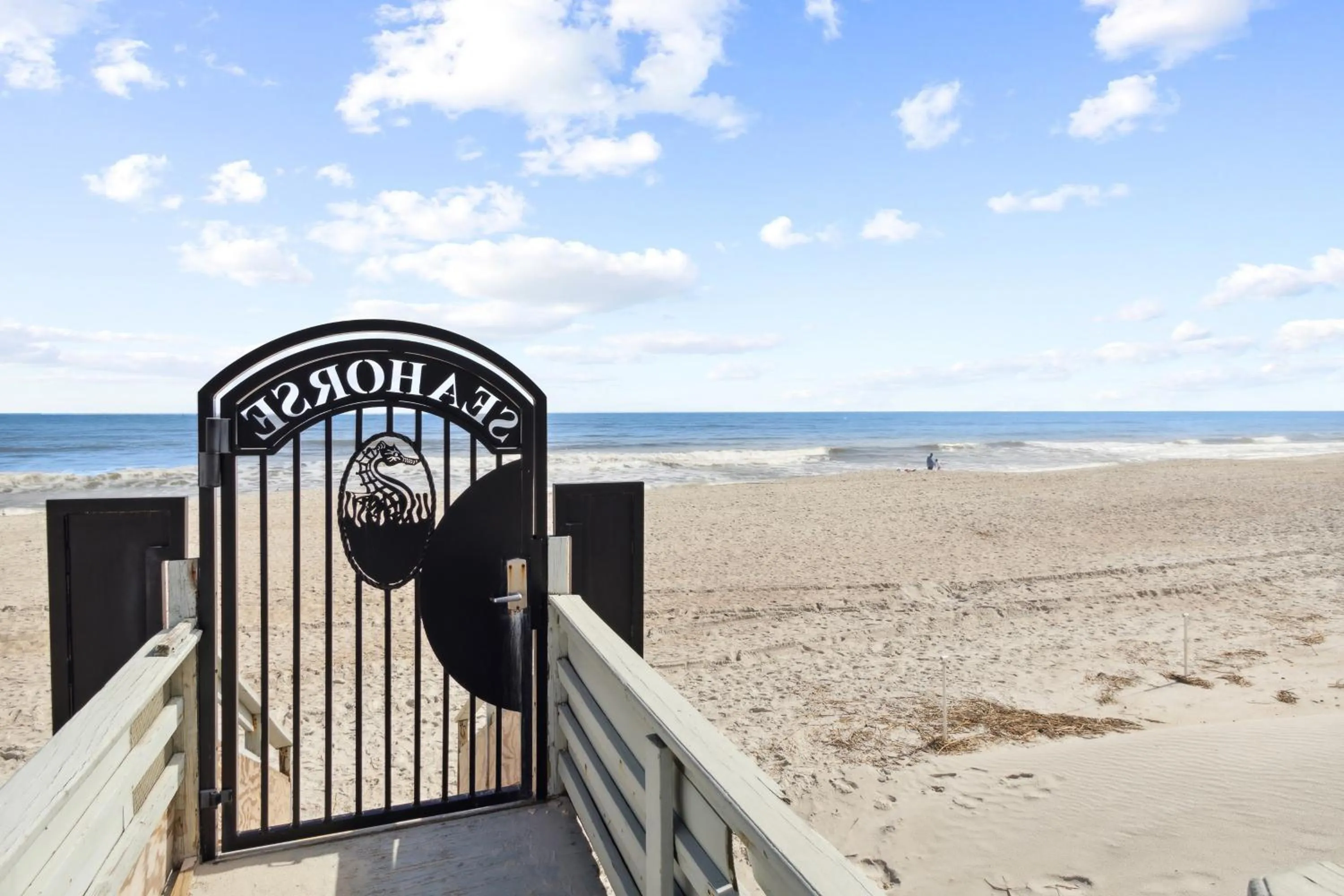 Day in Seahorse Oceanfront Inn