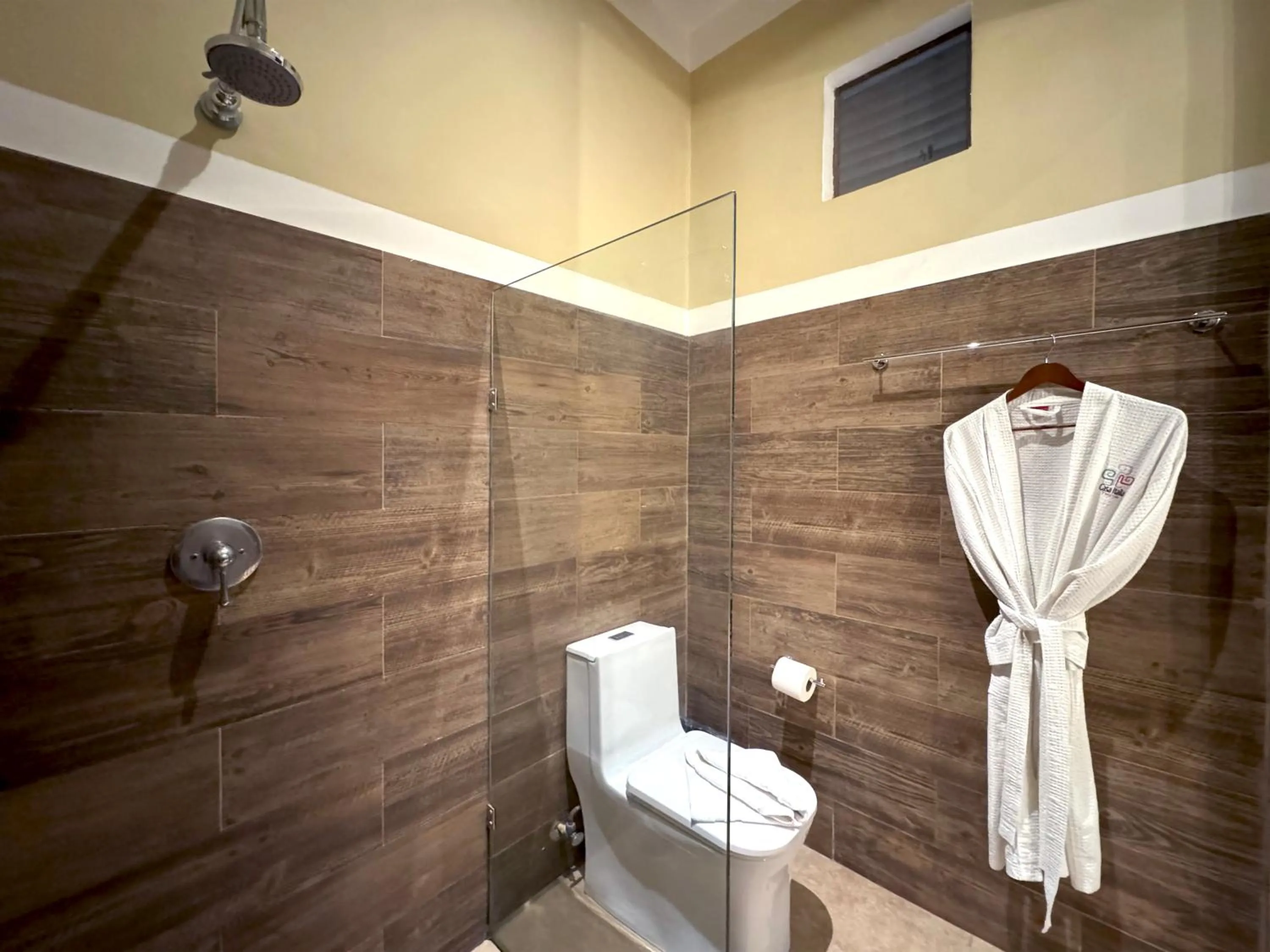 Shower in Casa Italia Luxury Guest House - Adults Only