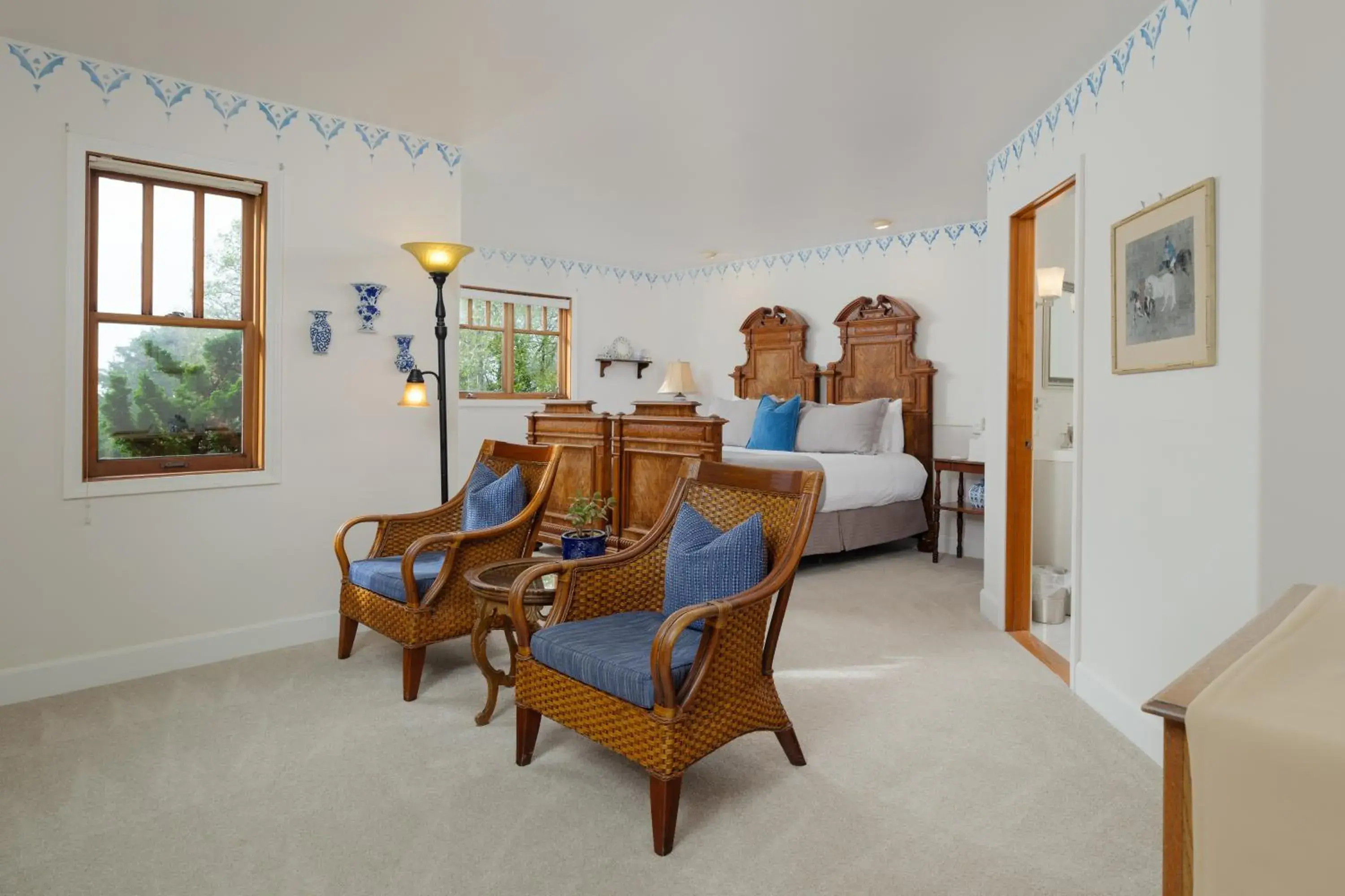 Superior King Room in Arch Cape Inn and Retreat Superior King Room in Arch Cape Inn and Retreat