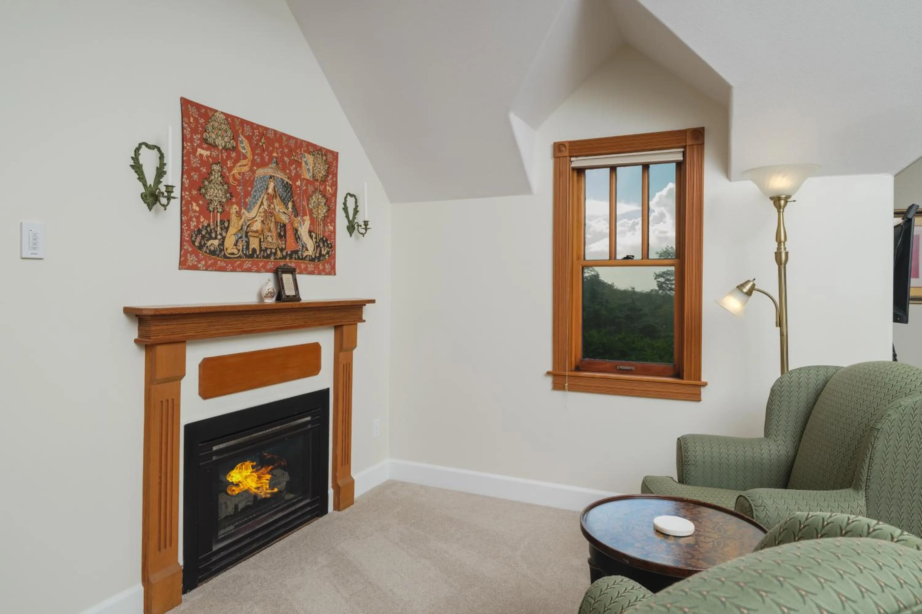 Seating area in Arch Cape Inn and Retreat