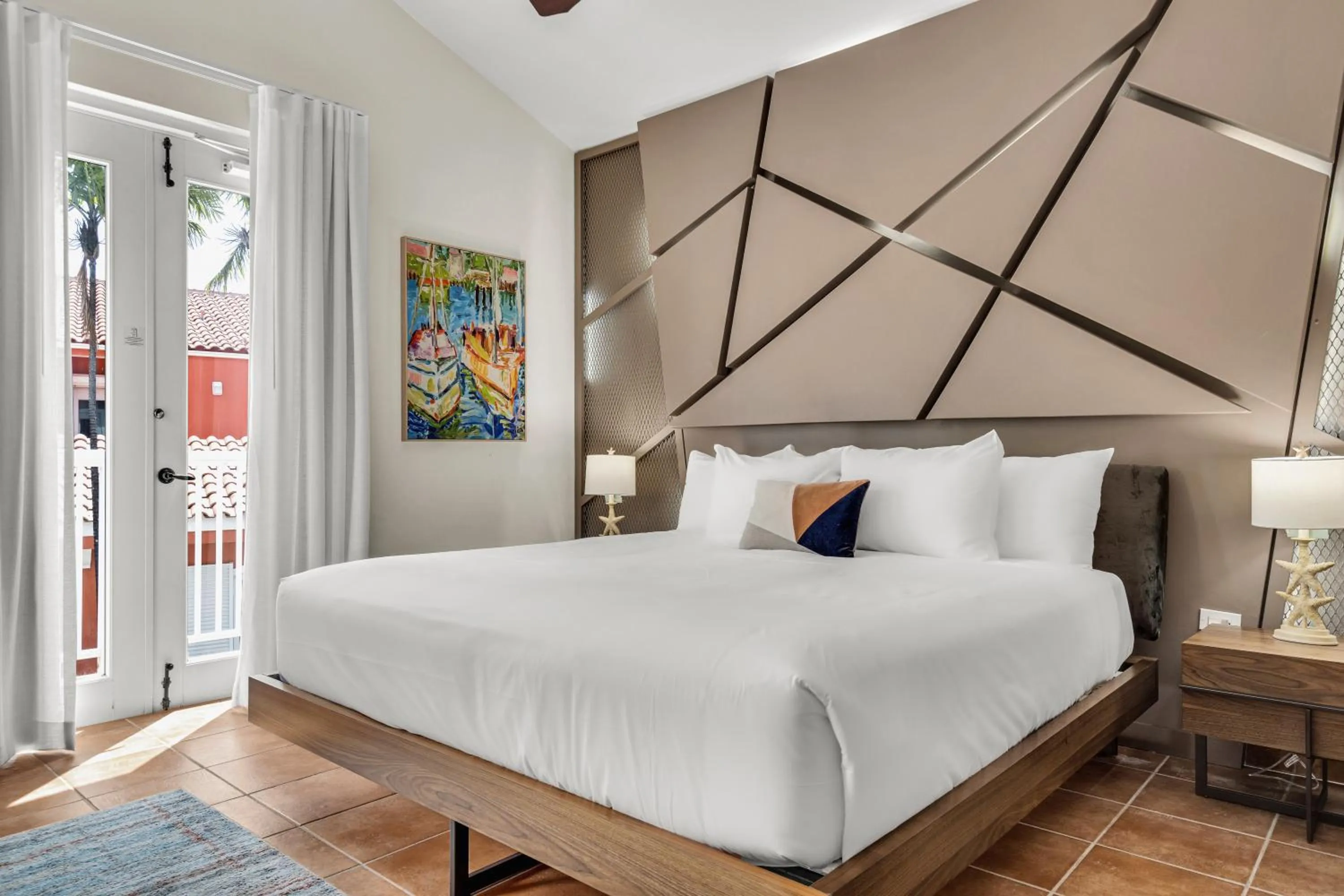Bedroom, Bed in Las Casitas Village at El Conquistador