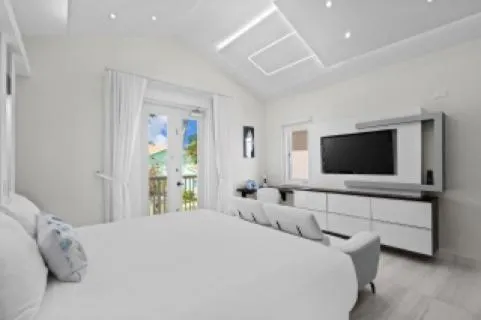 Bedroom, Bed in Las Casitas Village at El Conquistador