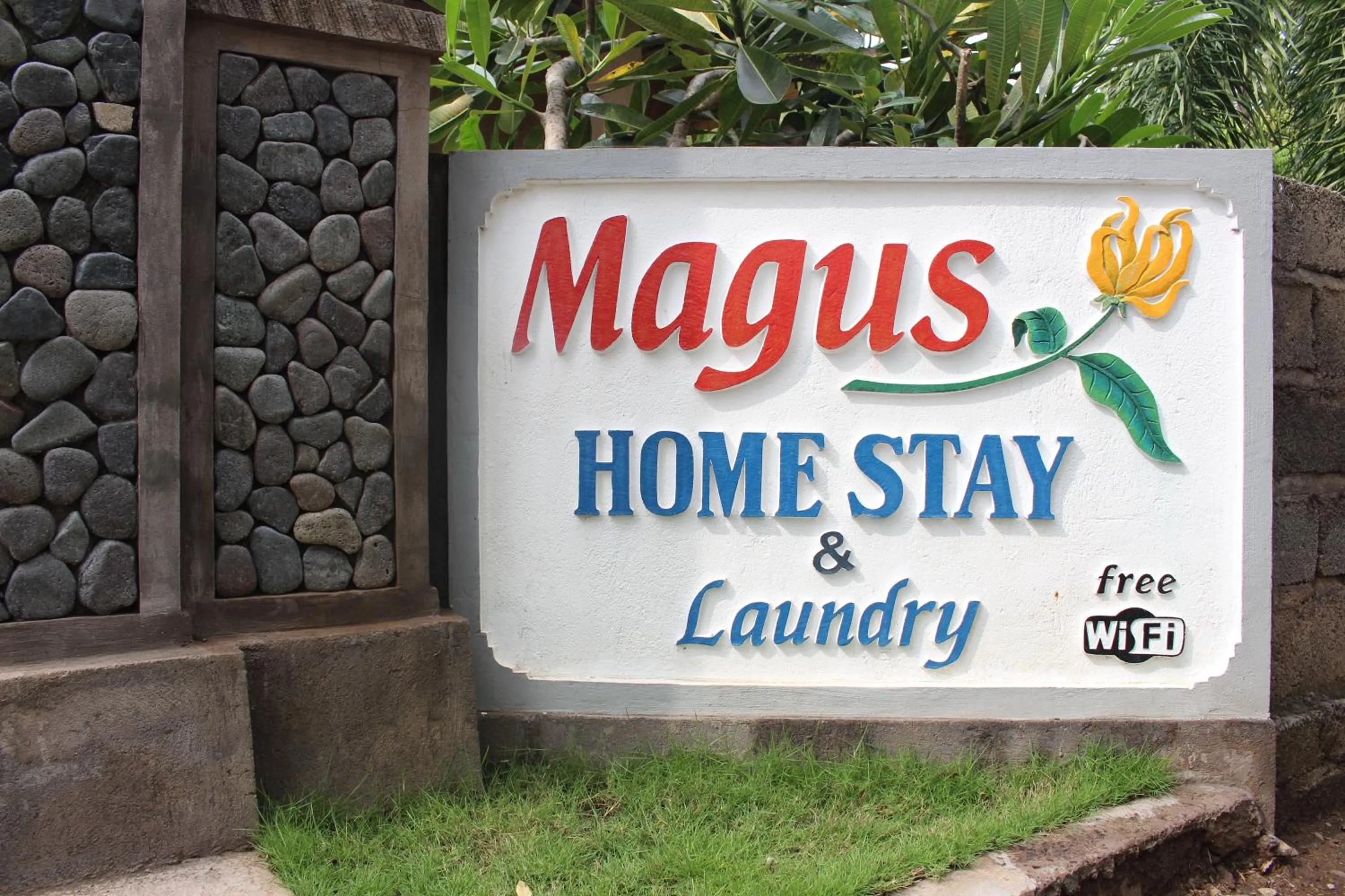Facade/entrance in Magus Homestay