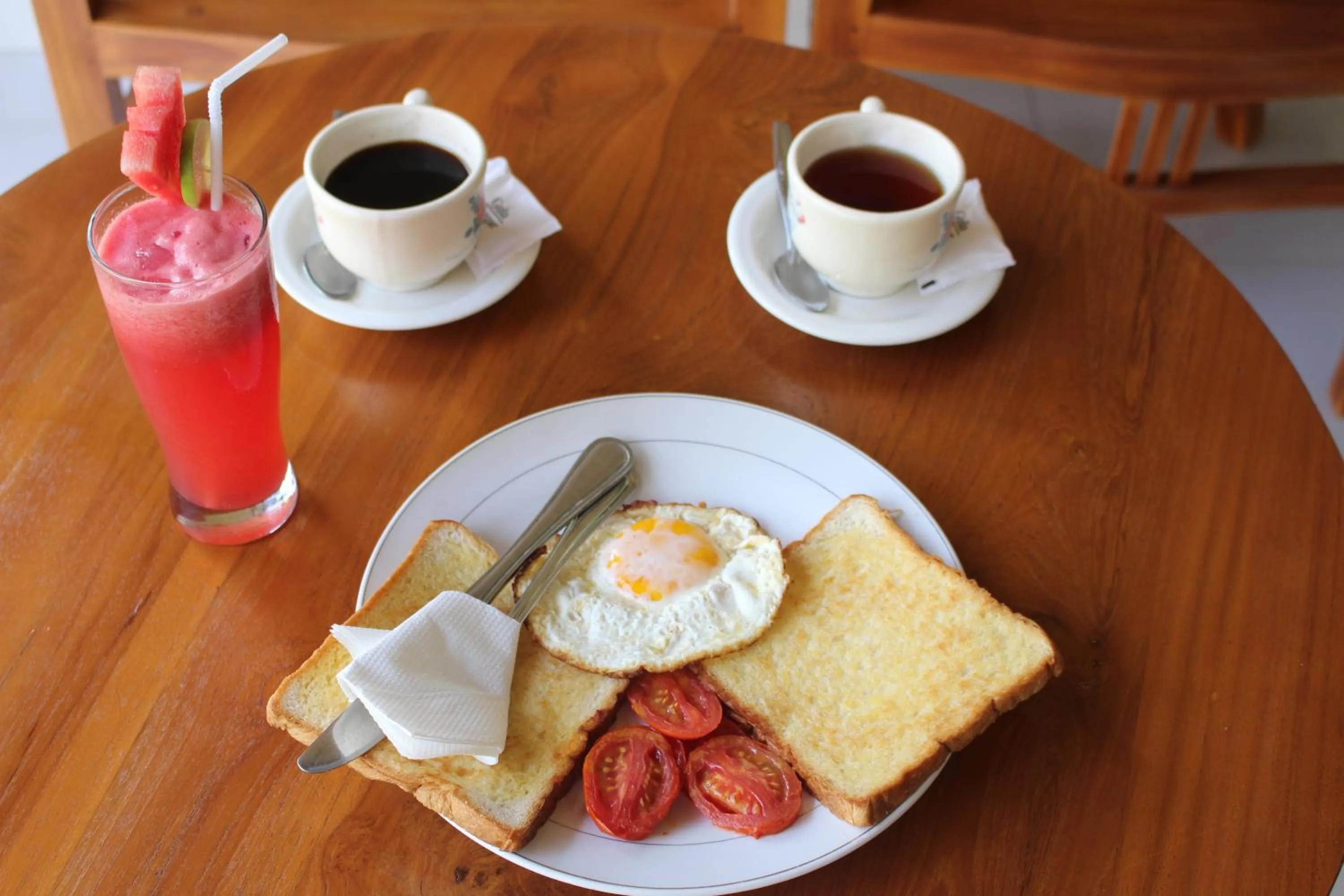 Restaurant/places to eat in Magus Homestay