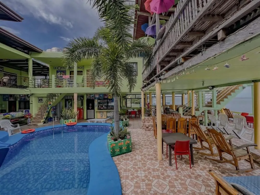 Restaurant/places to eat in Sascha's Resort Oslob