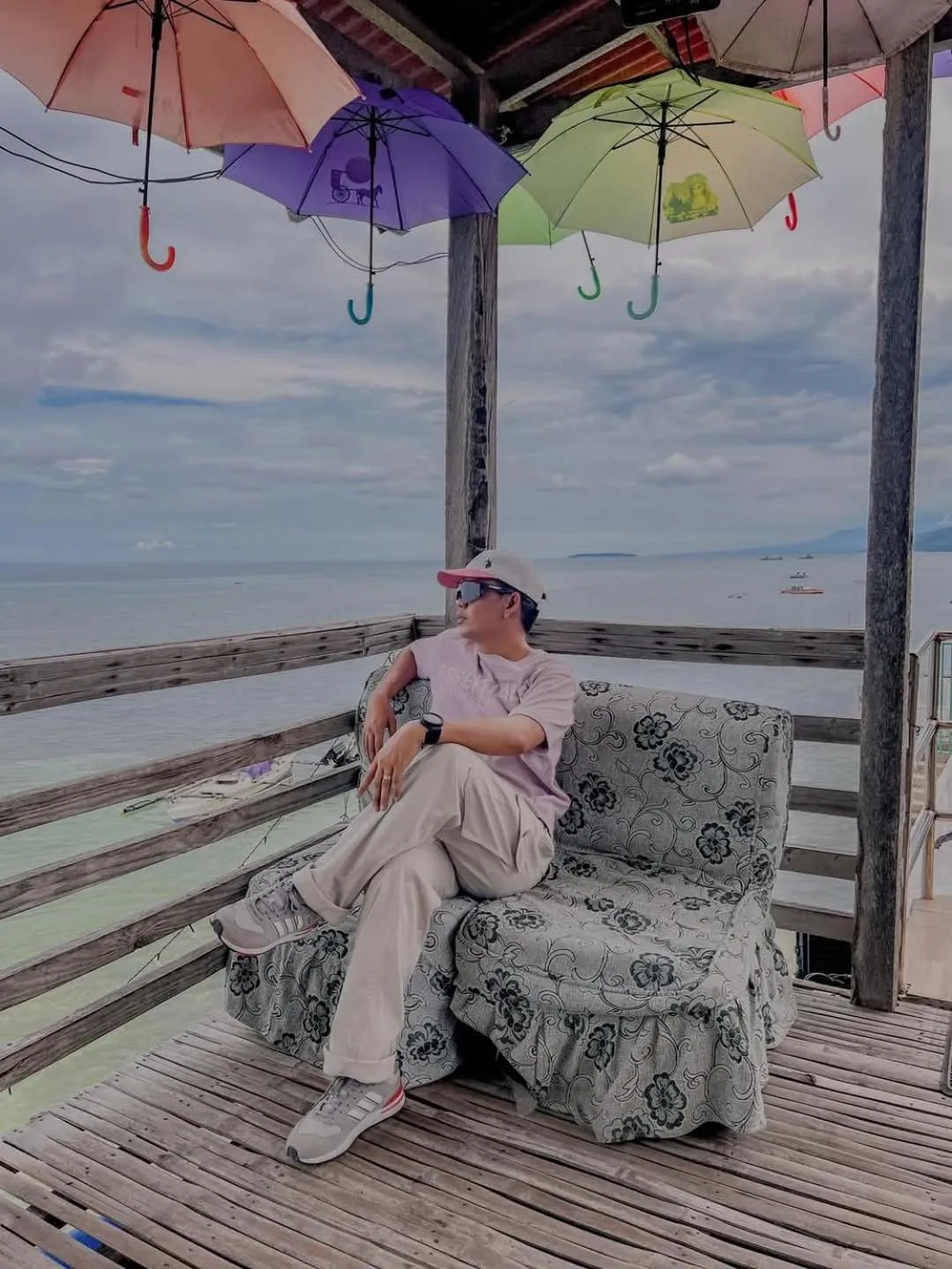 Seating area in Sascha's Resort Oslob