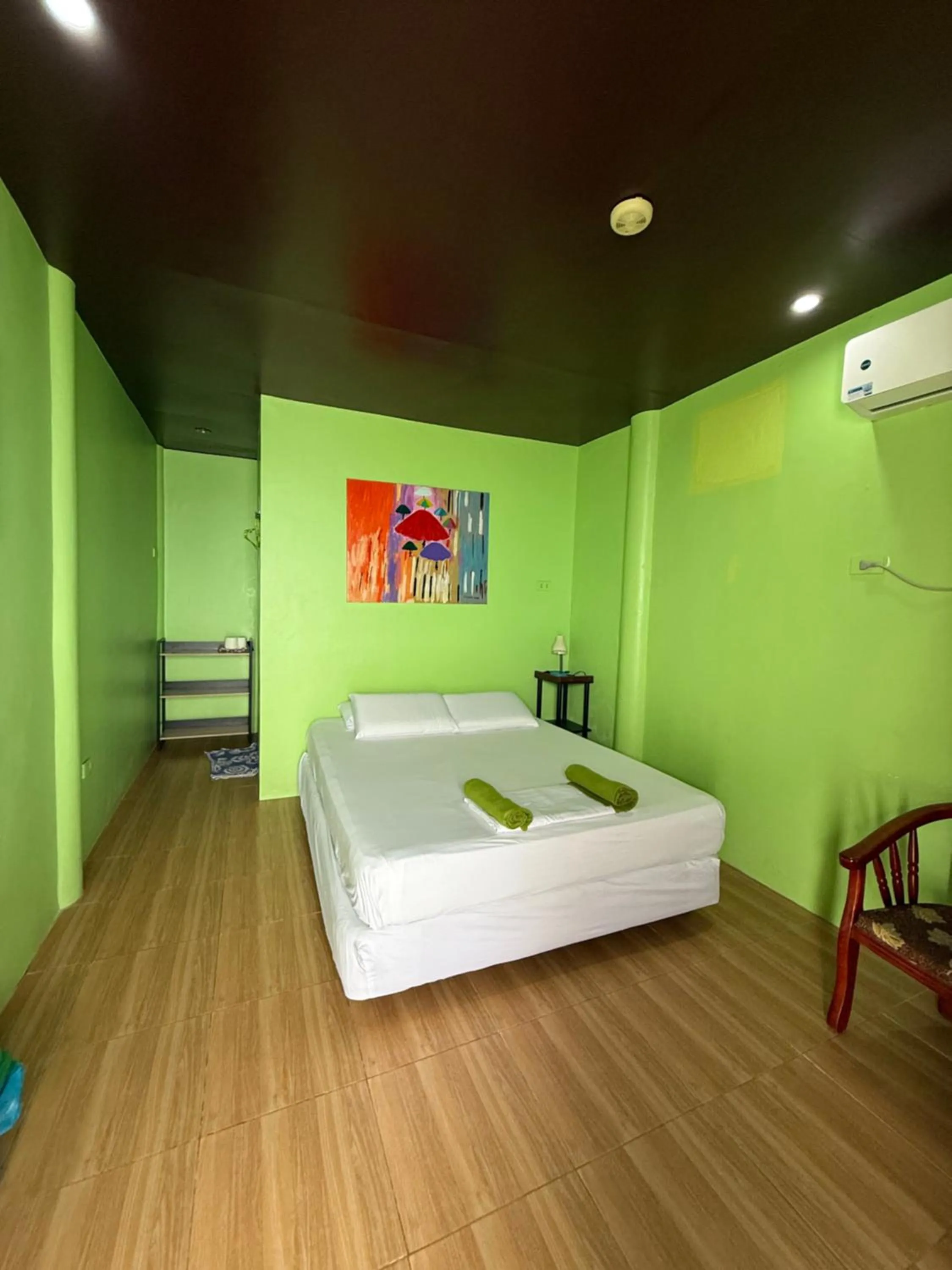 Bed in Sascha's Resort Oslob