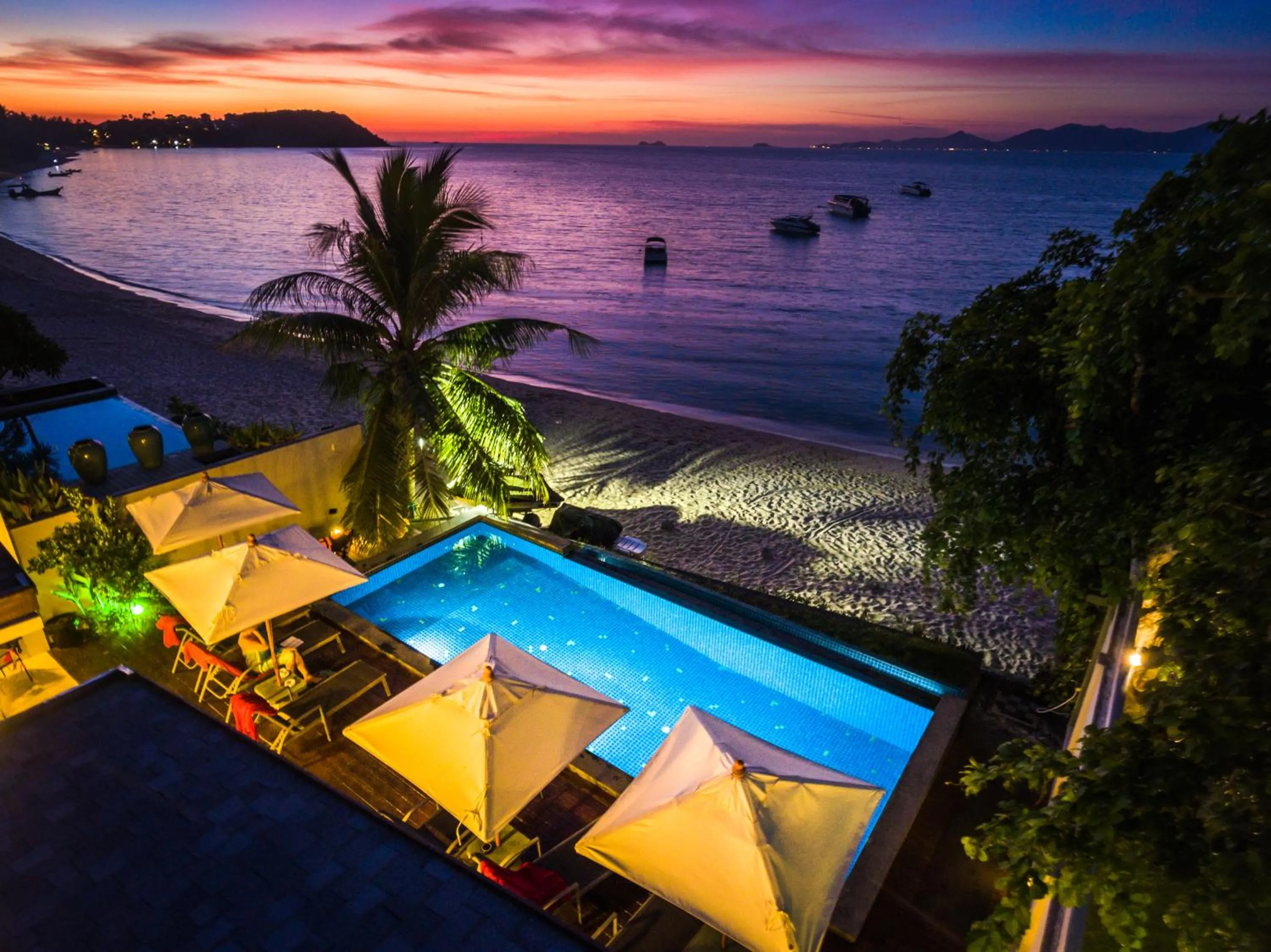 Swimming pool in Villa Labaron