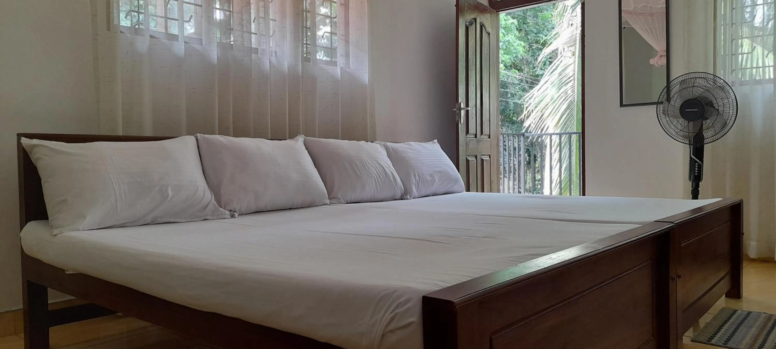 Bed in Le Meridien BnB