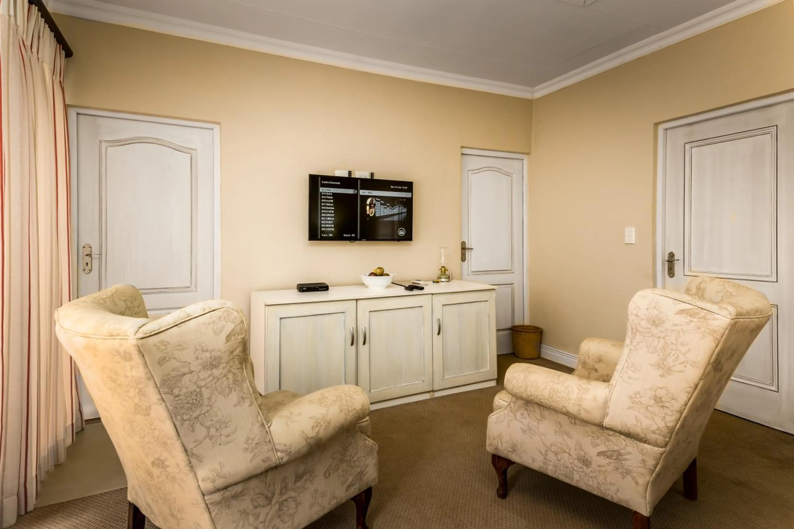 TV and multimedia in The Rose Cottage B&B