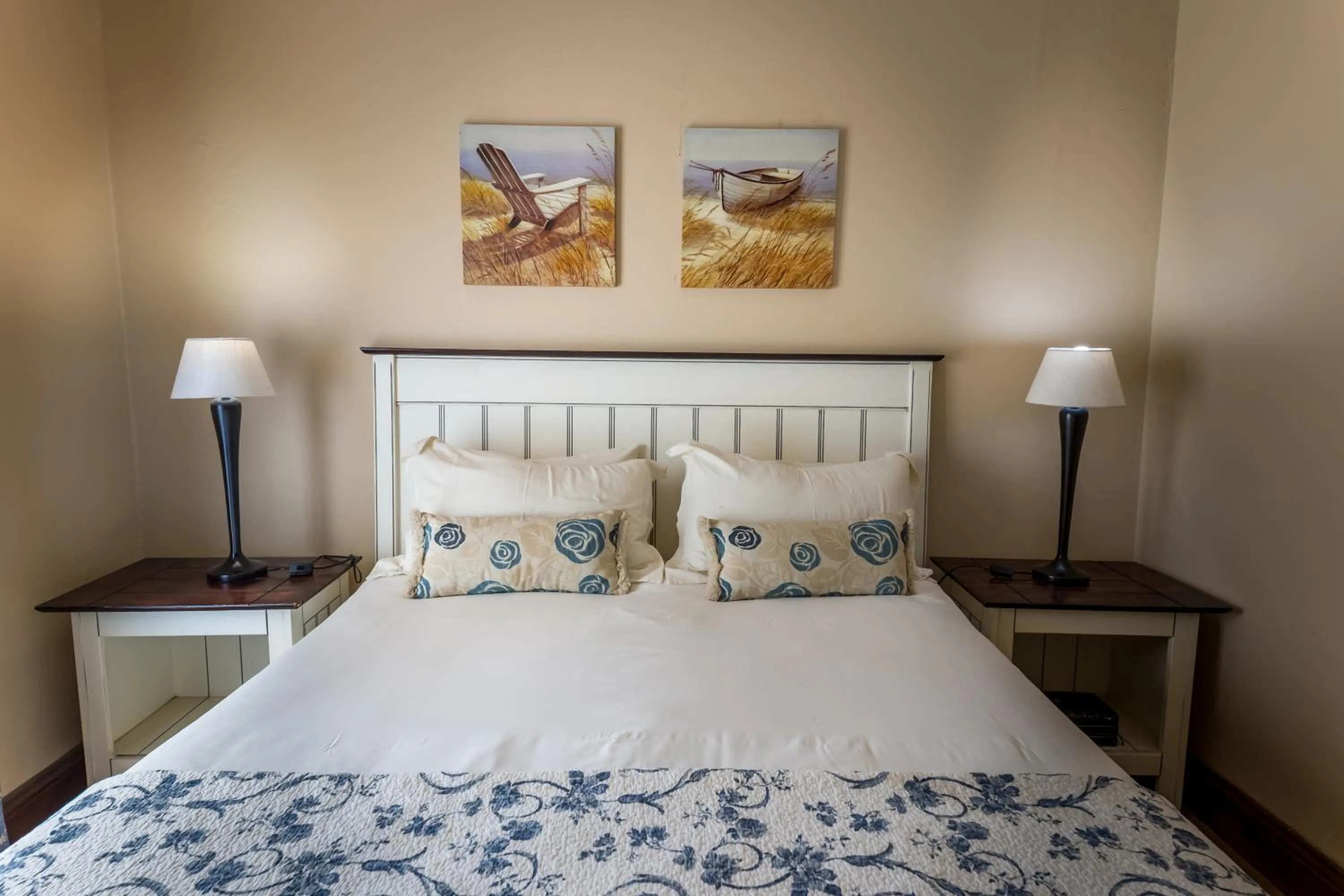 Bed in The Rose Cottage B&B