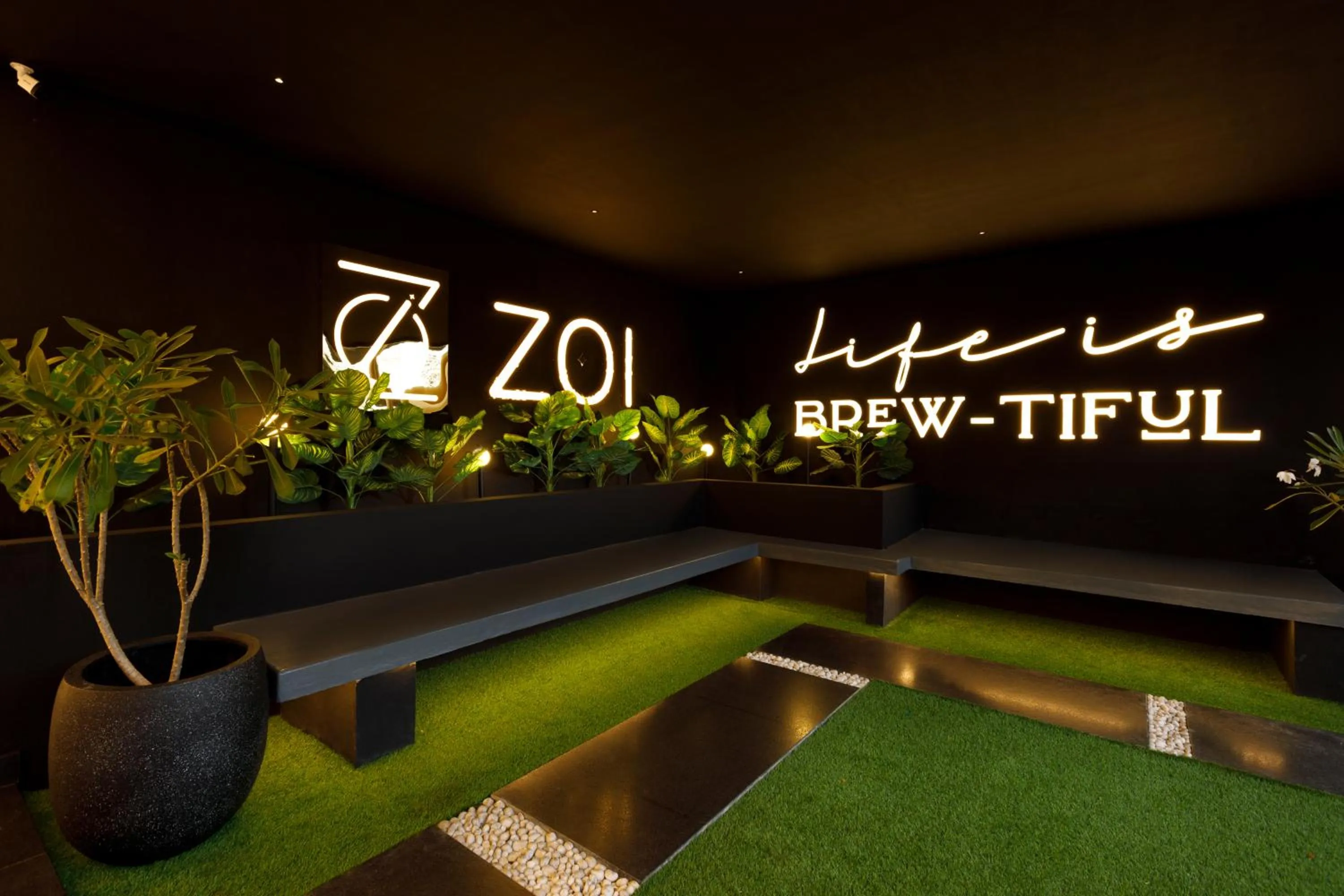 Lounge or bar in Jenneys Residency