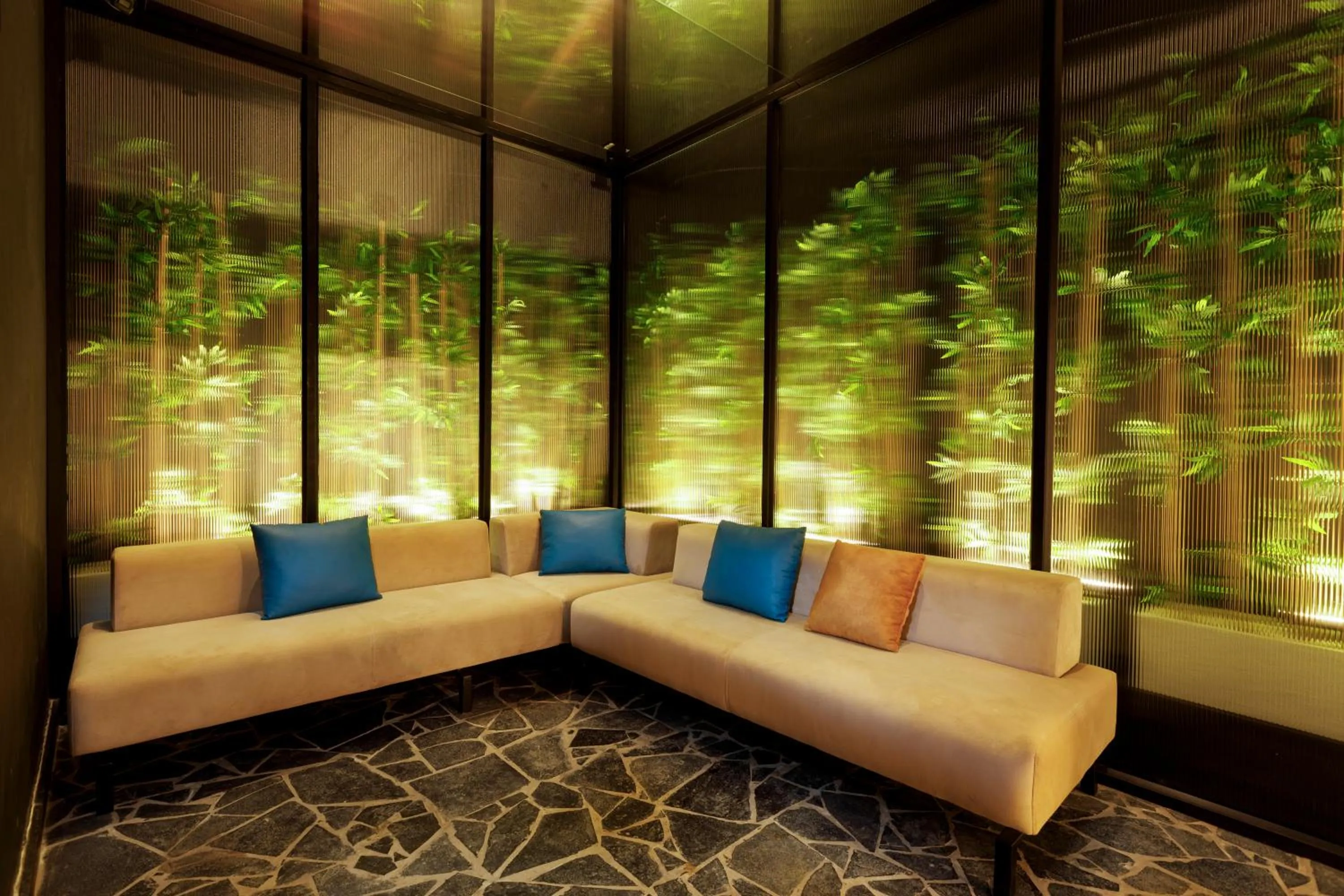 Lounge or bar in Jenneys Residency