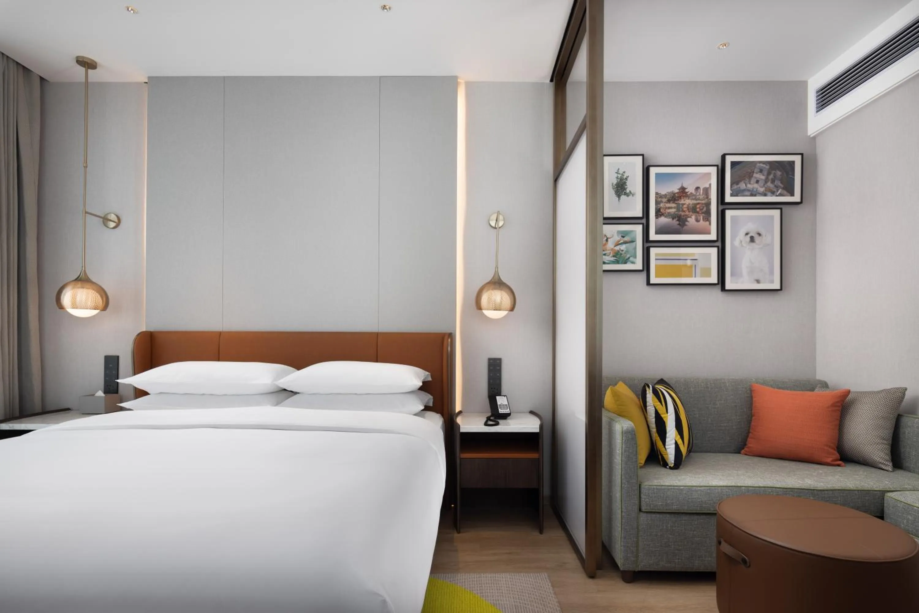 Photo of the whole room, Bed in Home2 Suites by Hilton Guiyang Guanshanhu