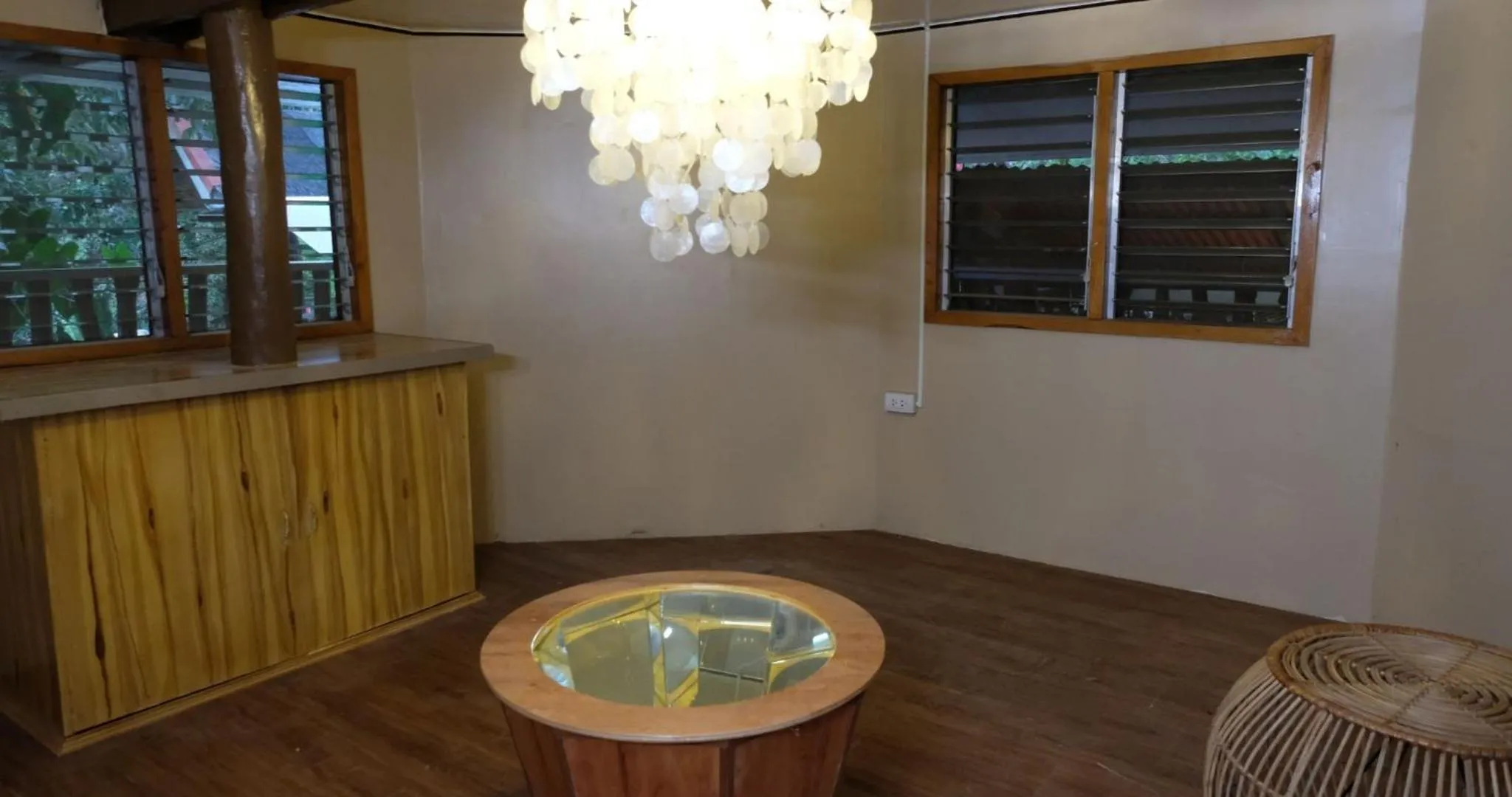 Area and facilities in Mad Monkey Siquijor