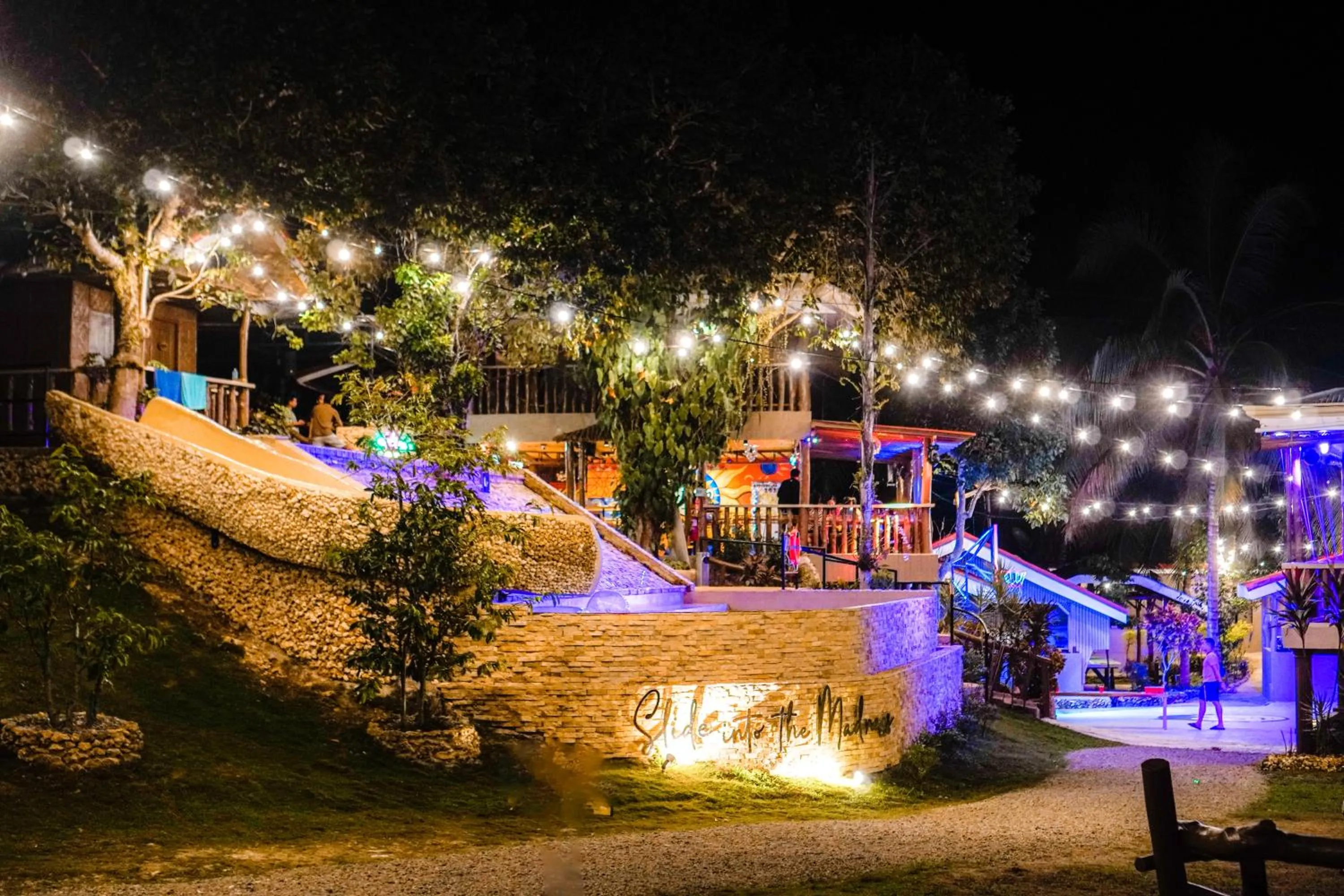 Property building in Mad Monkey Siquijor