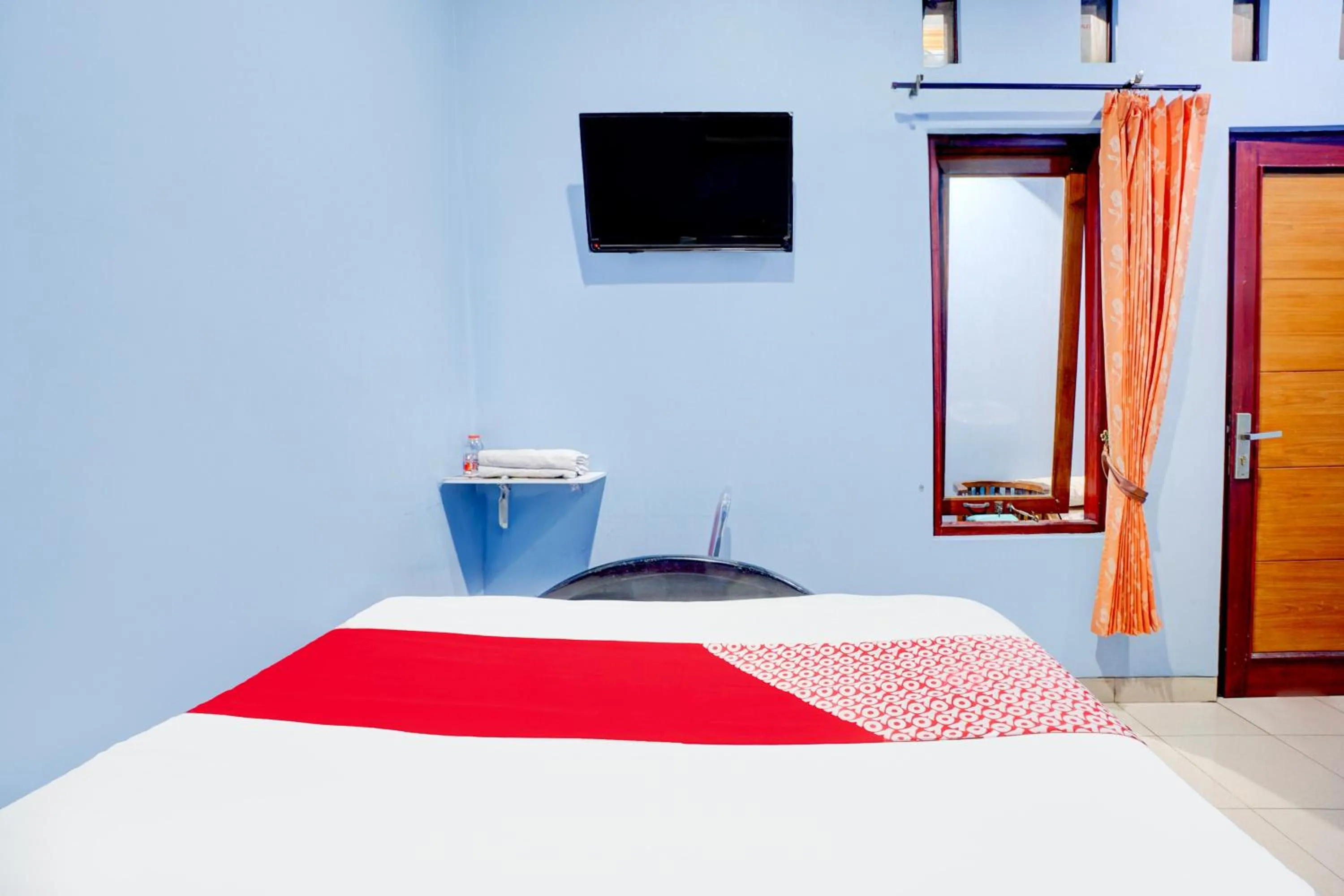 Bedroom, Bed in OYO Life 93083 Nova Jaya 3 Homestay Syariah